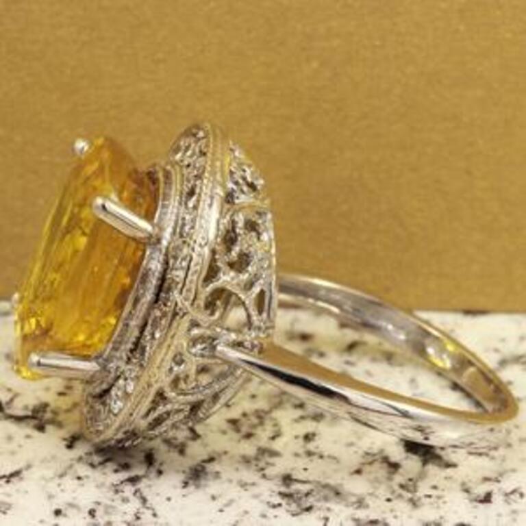 Round Cut 10.85 Carat Exquisite Natural Unheated Yellow Sapphire and Diamond 14K Solid For Sale