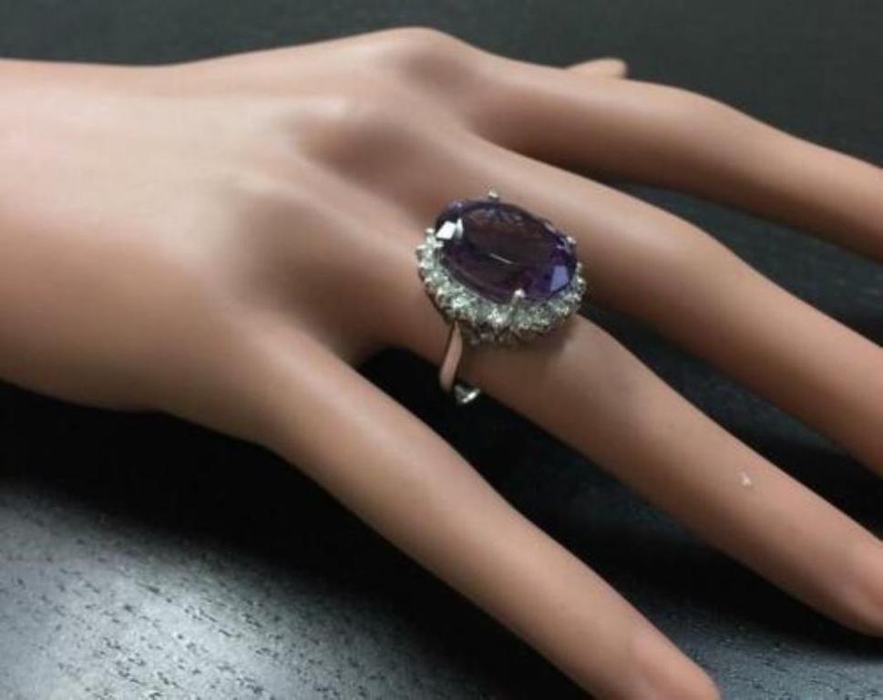10.85 Carat Natural Amethyst and Diamond 18 Karat Solid White Gold Ring For Sale 1