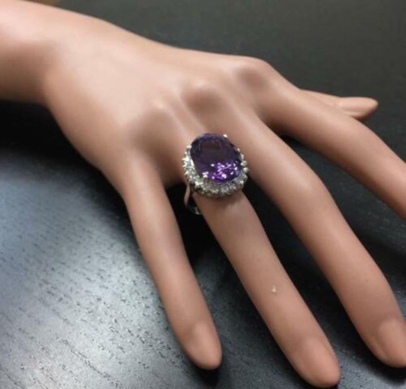 Bague en or blanc massif 18 carats avec améthyste naturelle de 10,85 carats et diamants en vente 2