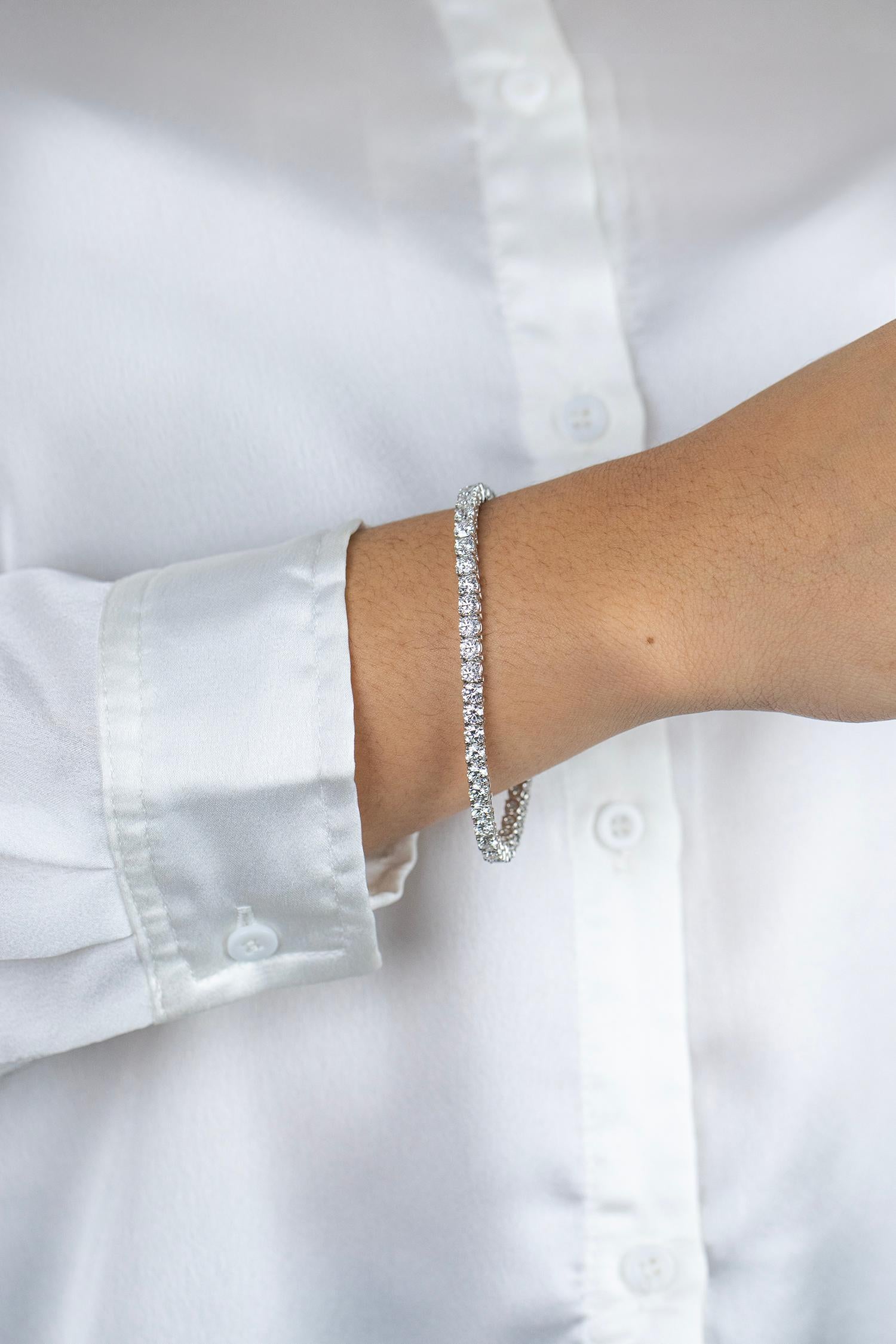 Roman Malakov Tennisarmband mit 10.85 Karat rundem Diamanten im Brillantschliff (Zeitgenössisch) im Angebot