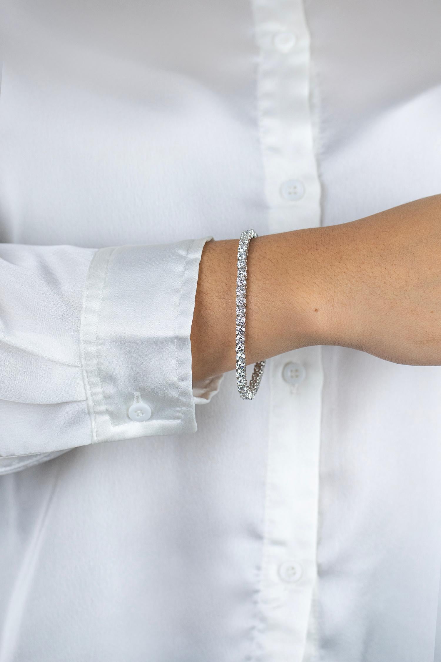 Roman Malakov Tennisarmband mit 10.85 Karat rundem Diamanten im Brillantschliff (Rundschliff) im Angebot