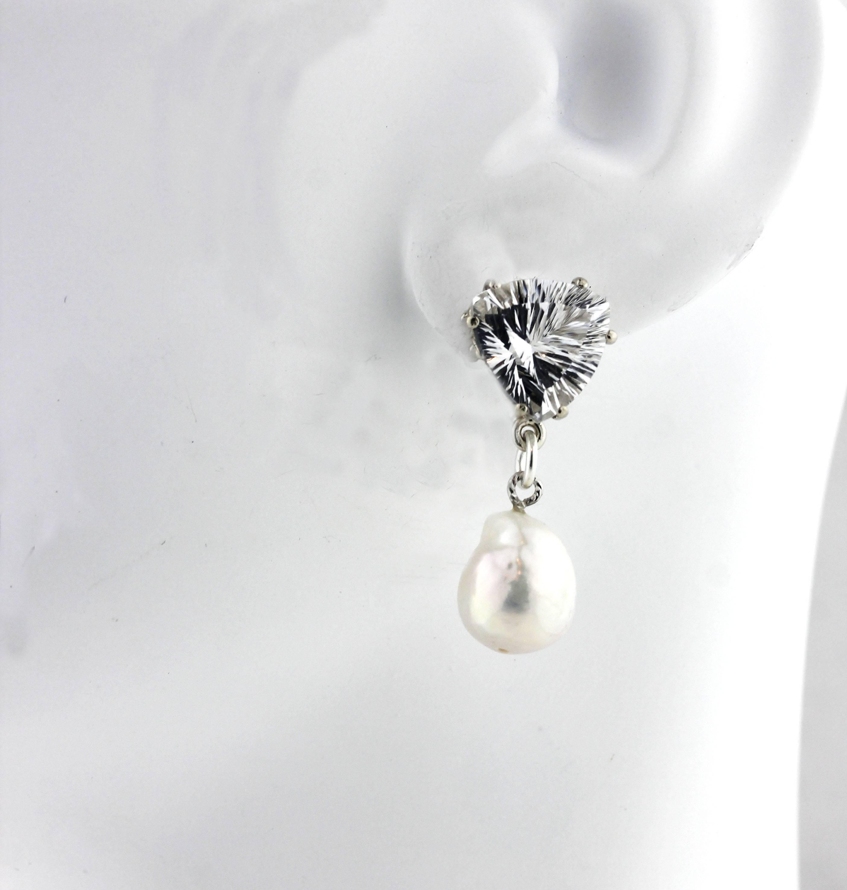 AJD Spectacular Glittering 10.86 Cts White Quartz & Pearl Silver Earrings In New Condition In Raleigh, NC
