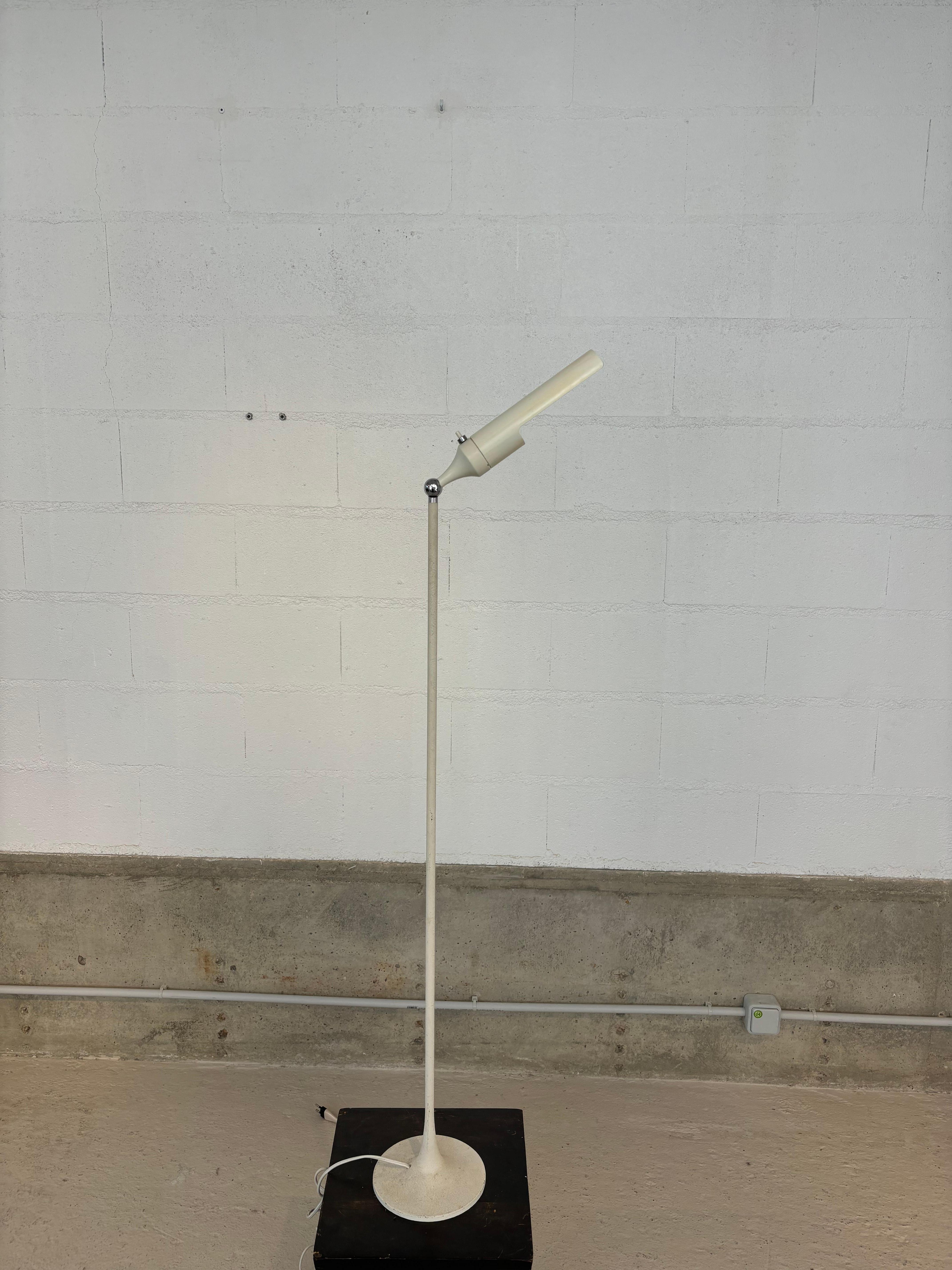 Stehlampe 1086 von Gino Sarfatti für Arteluce (Italienisch) im Angebot