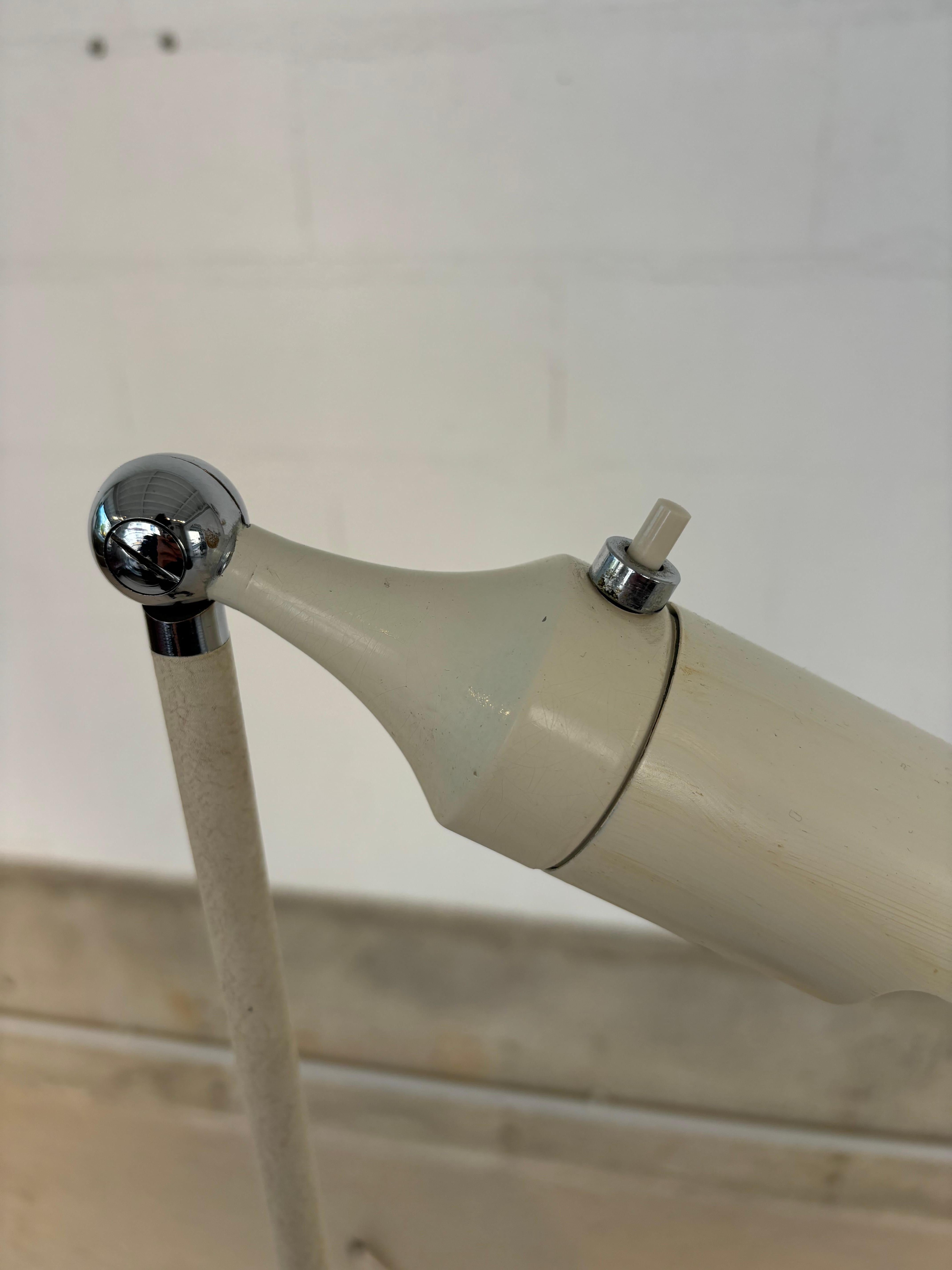 Stehlampe 1086 von Gino Sarfatti für Arteluce (Ende des 20. Jahrhunderts) im Angebot