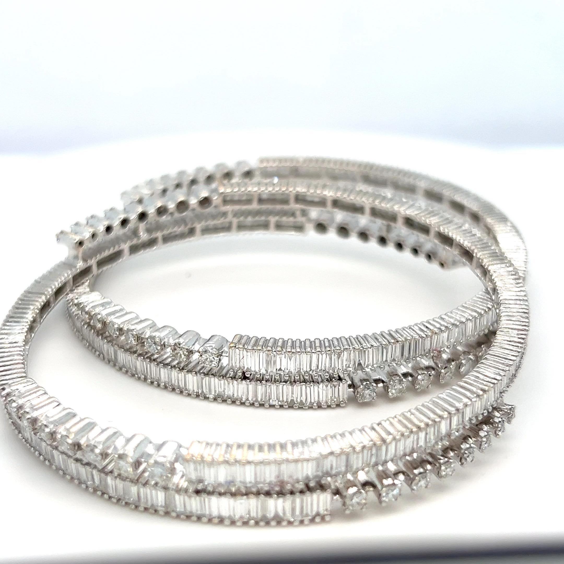 Bangles con diamanti bianchi da 10,89 carati in vendita 1