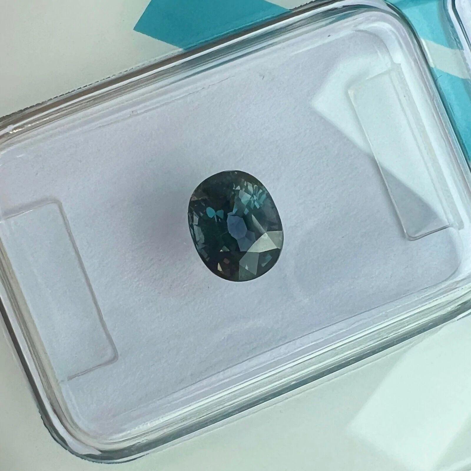 1.08ct Colour Change Sapphire Unheated Green Blue Purple IGI Certified Oval Cut In New Condition For Sale In Birmingham, GB