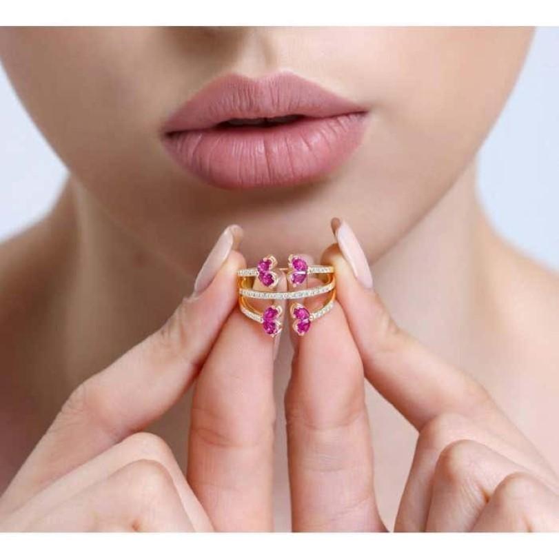 1.08 Karat Diamant und Rubin Klauenring (Moderne) im Angebot