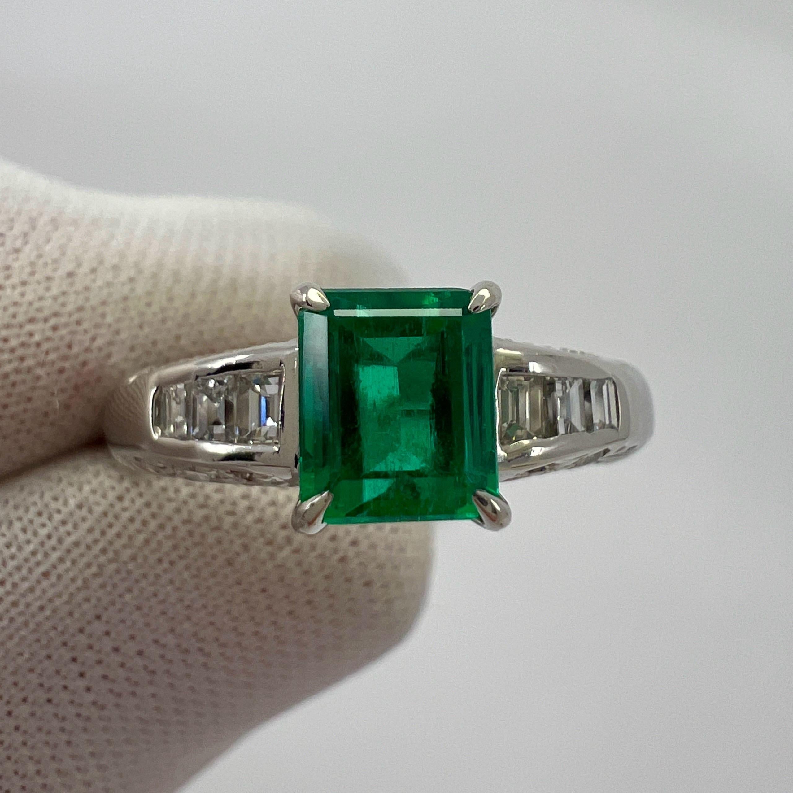 1.08ct Fine Green Colombian Emerald And Diamond Platinum Modern Solitaire Ring For Sale 1
