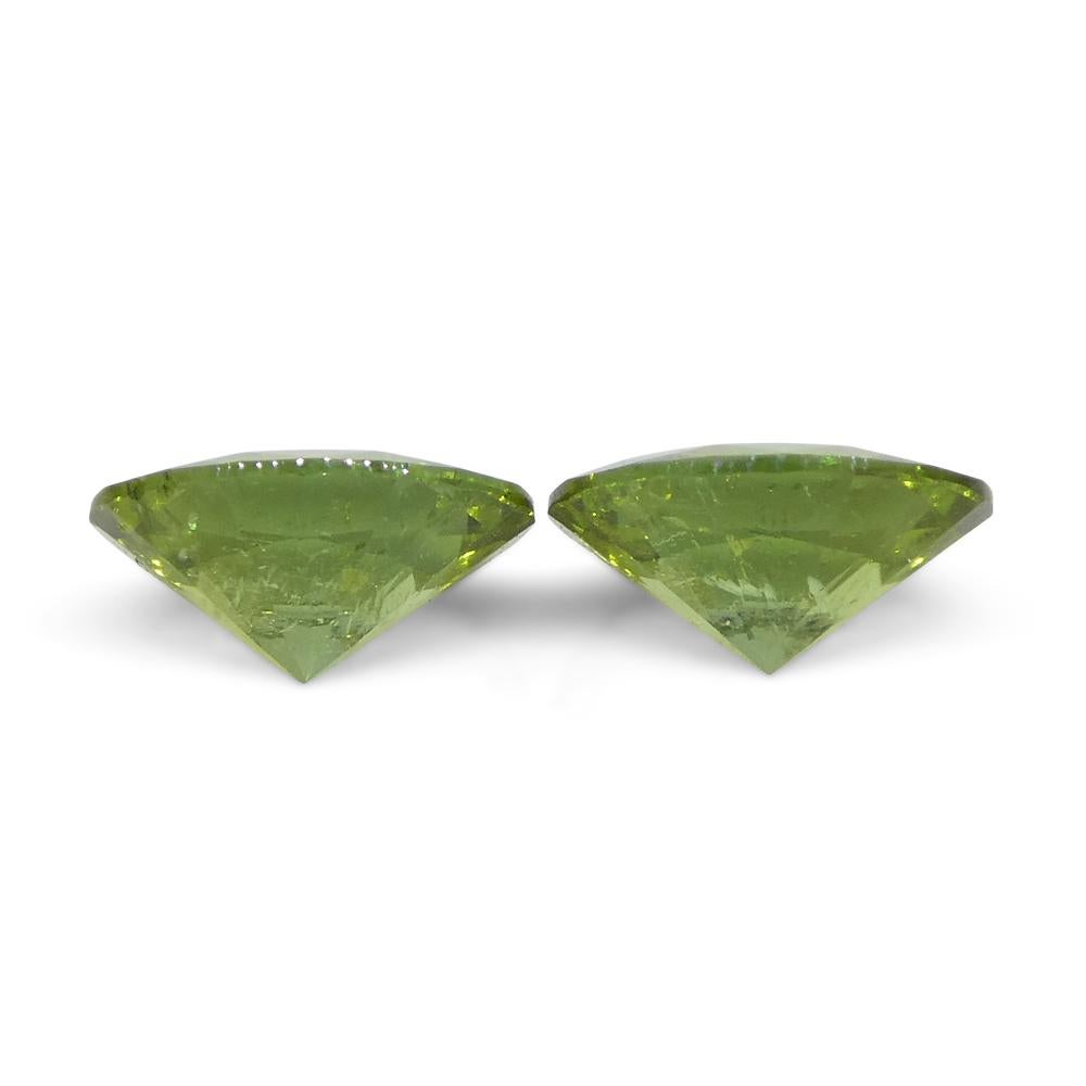 Coppia di tormaline verdi ovali da 1.08ct in vendita 2