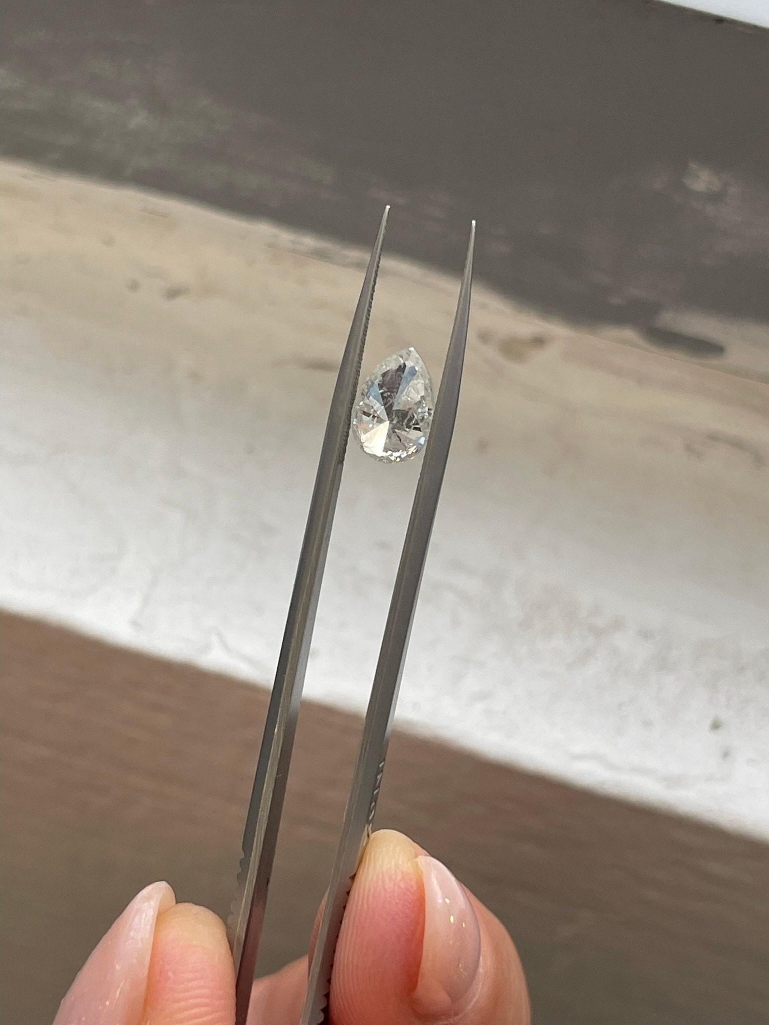Taille poire Diamant poire non serti de 1,08 carat certifié I1 F en vente
