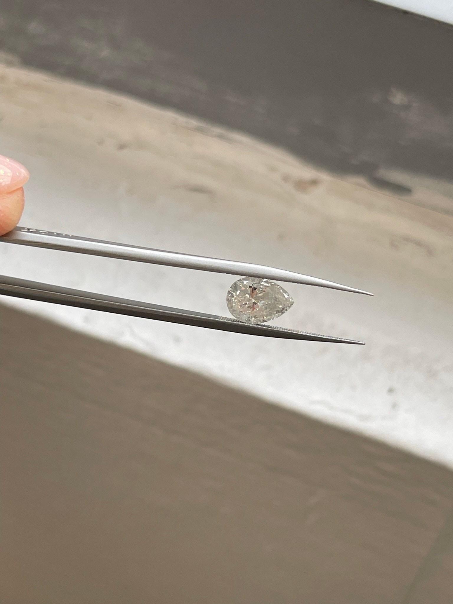 Diamant poire non serti de 1,08 carat certifié I1 F Neuf - En vente à Boca Raton, FL