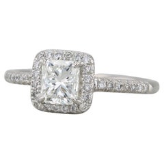 Anello di fidanzamento aureolato con diamante da 1,08ctw in oro bianco 14k misura 7 GIA