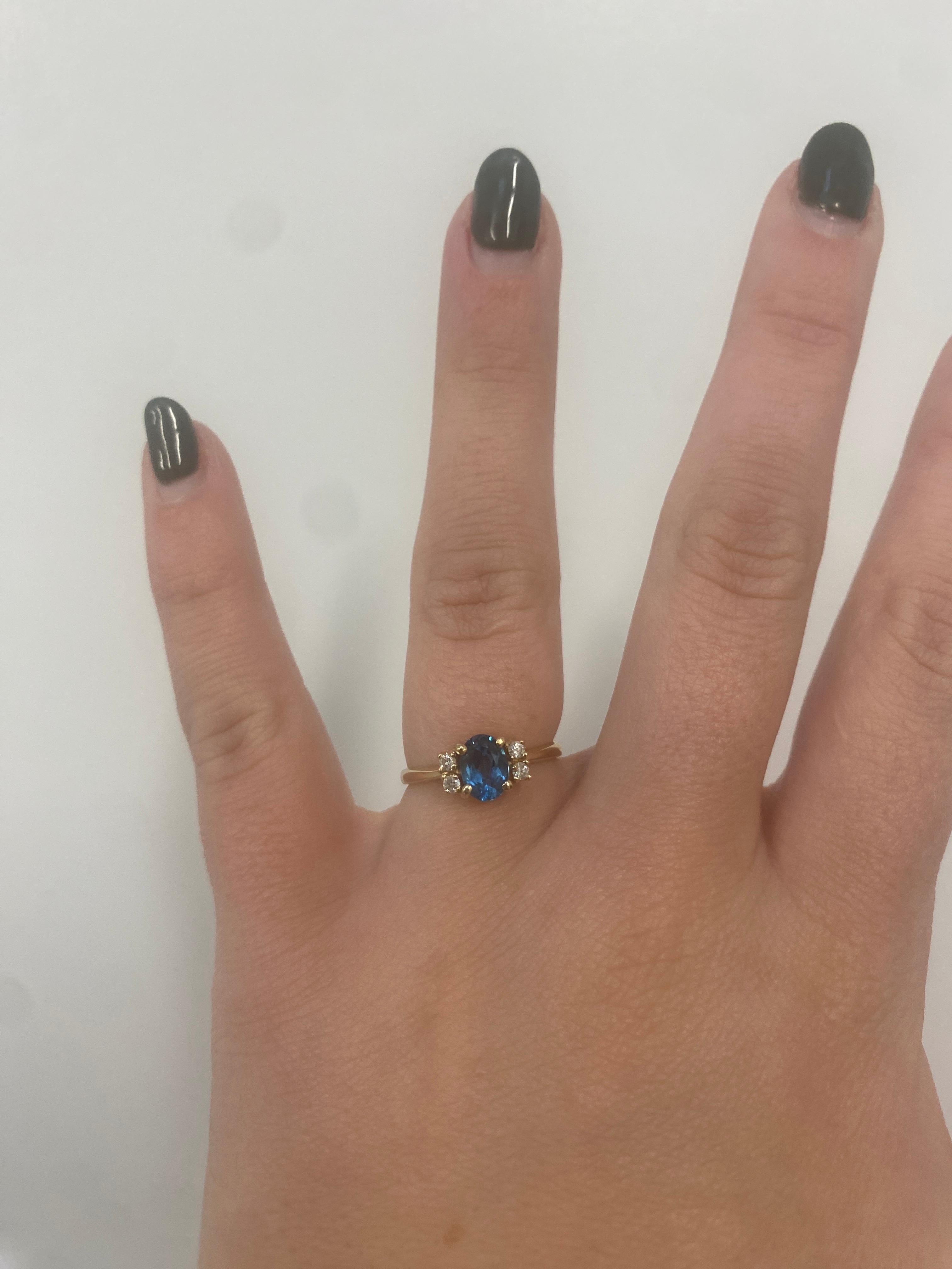 1.08ctw London Blue Topaz Diamond Ring, 14K Yellow Gold, Ring Size 6.25 For Sale 1