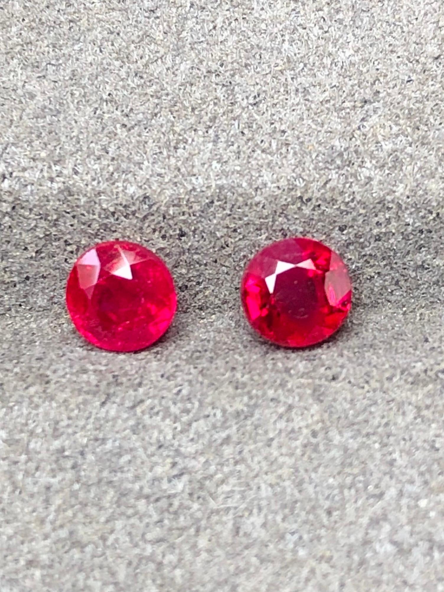 1,09/2 Karat GIA-Zertifikat natürlicher Rubin unerhitzter burmesischer Taubenblut Farbe, unerhitzt im Angebot 4