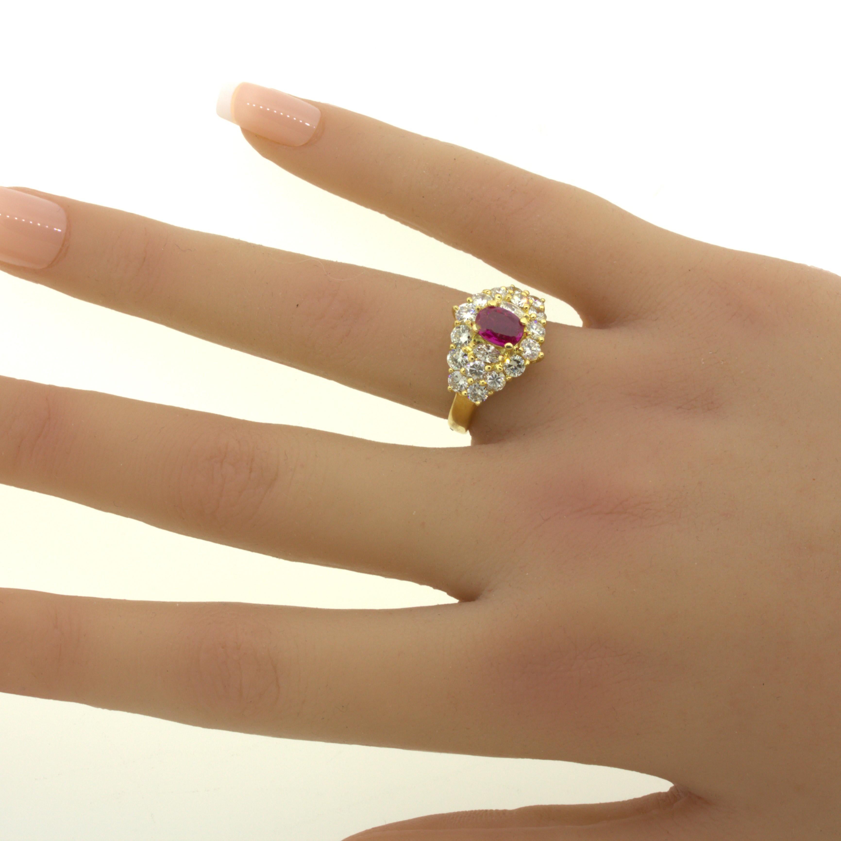 1.09 Carat Burma No-Heat Ruby Diamond 18K Yellow Gold Ring, GIA Certified For Sale 7