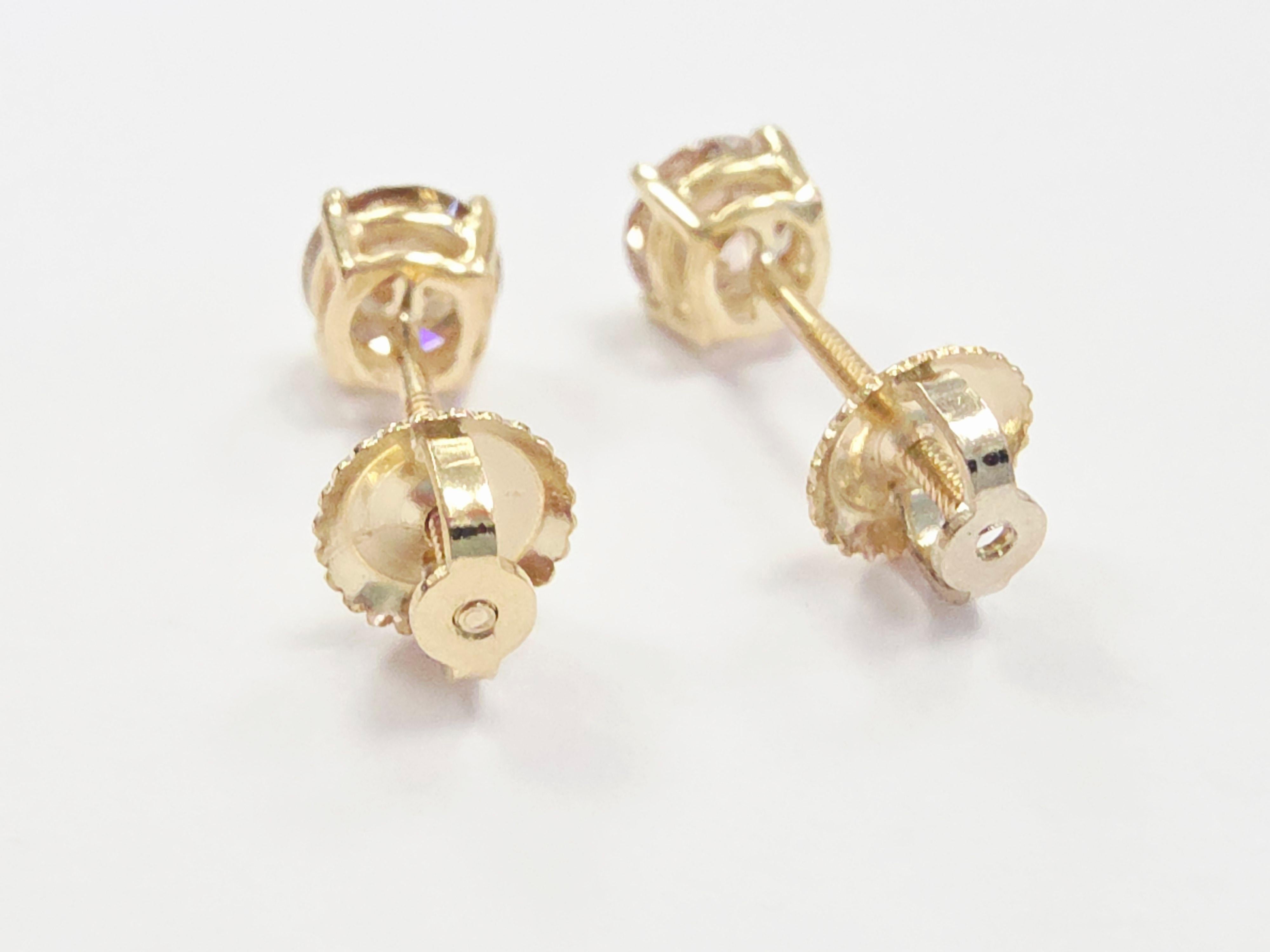 Borchie con diamanti tondi brillanti Nature da 1,09 carati in oro giallo 14 carati in vendita 2