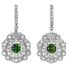 1.09 Carat Natural Demantoid Garnet and Diamond Earring Made in Platinum