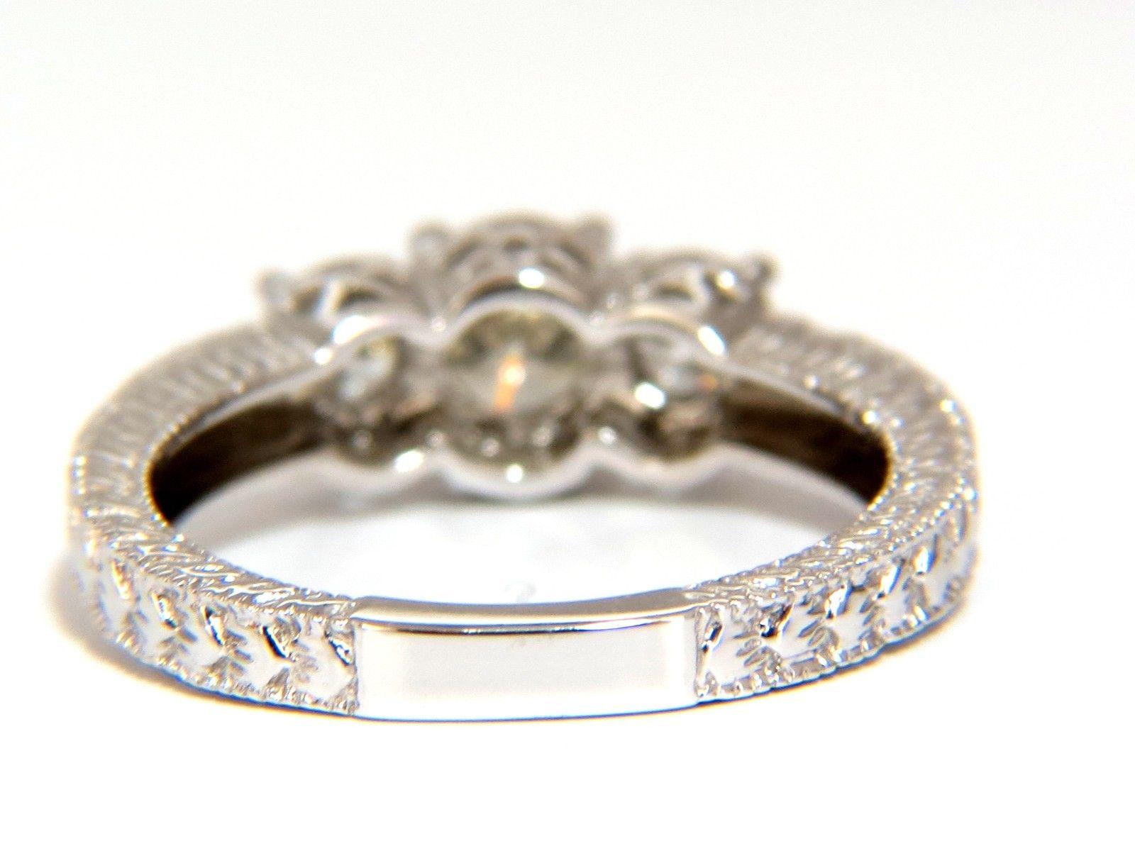 Round Cut 1.09 Carat Natural Round Brilliant Diamond Ring Classic Three Engagement For Sale