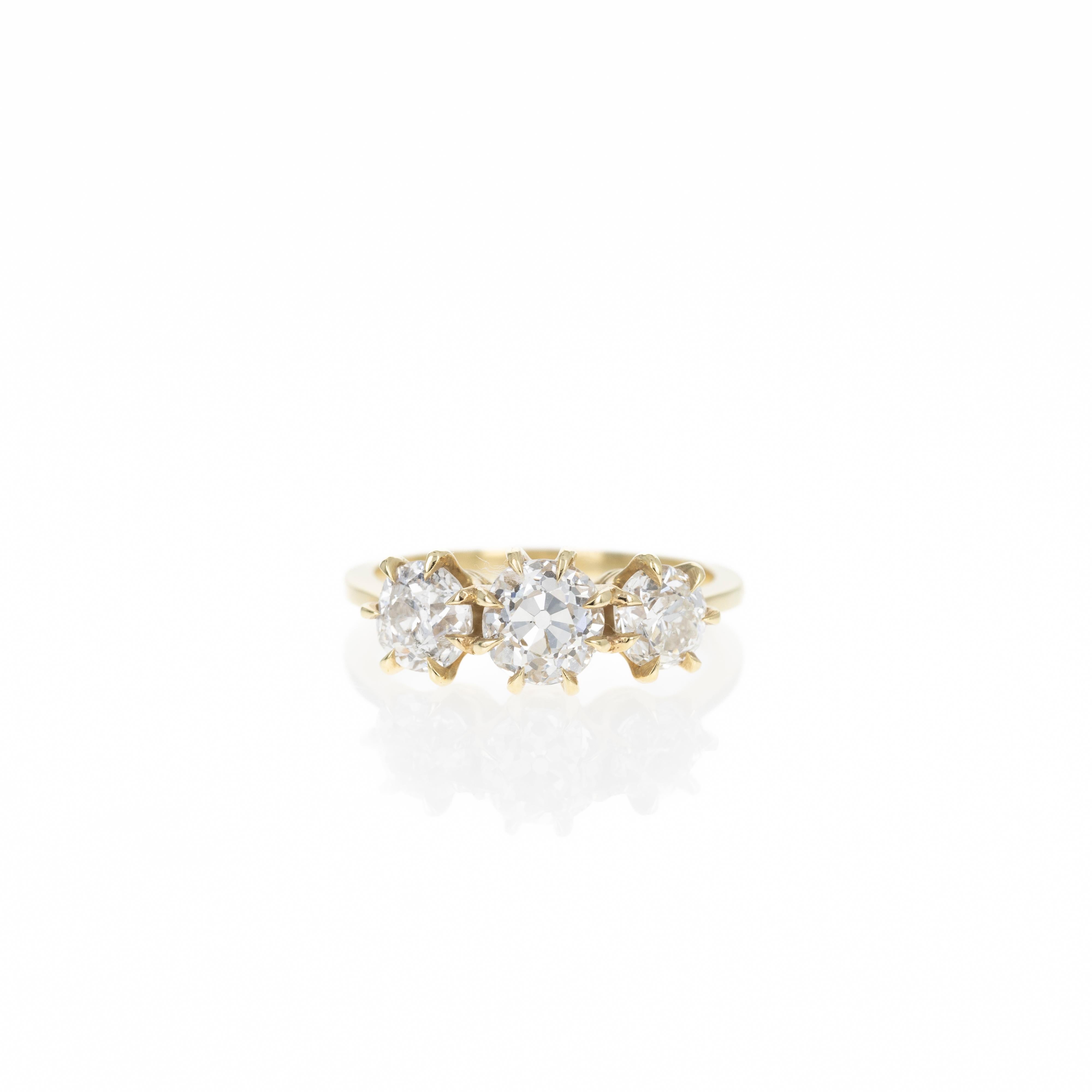 1.09 Carat Old European Diamond Three Stone Engagement Ring For Sale 2