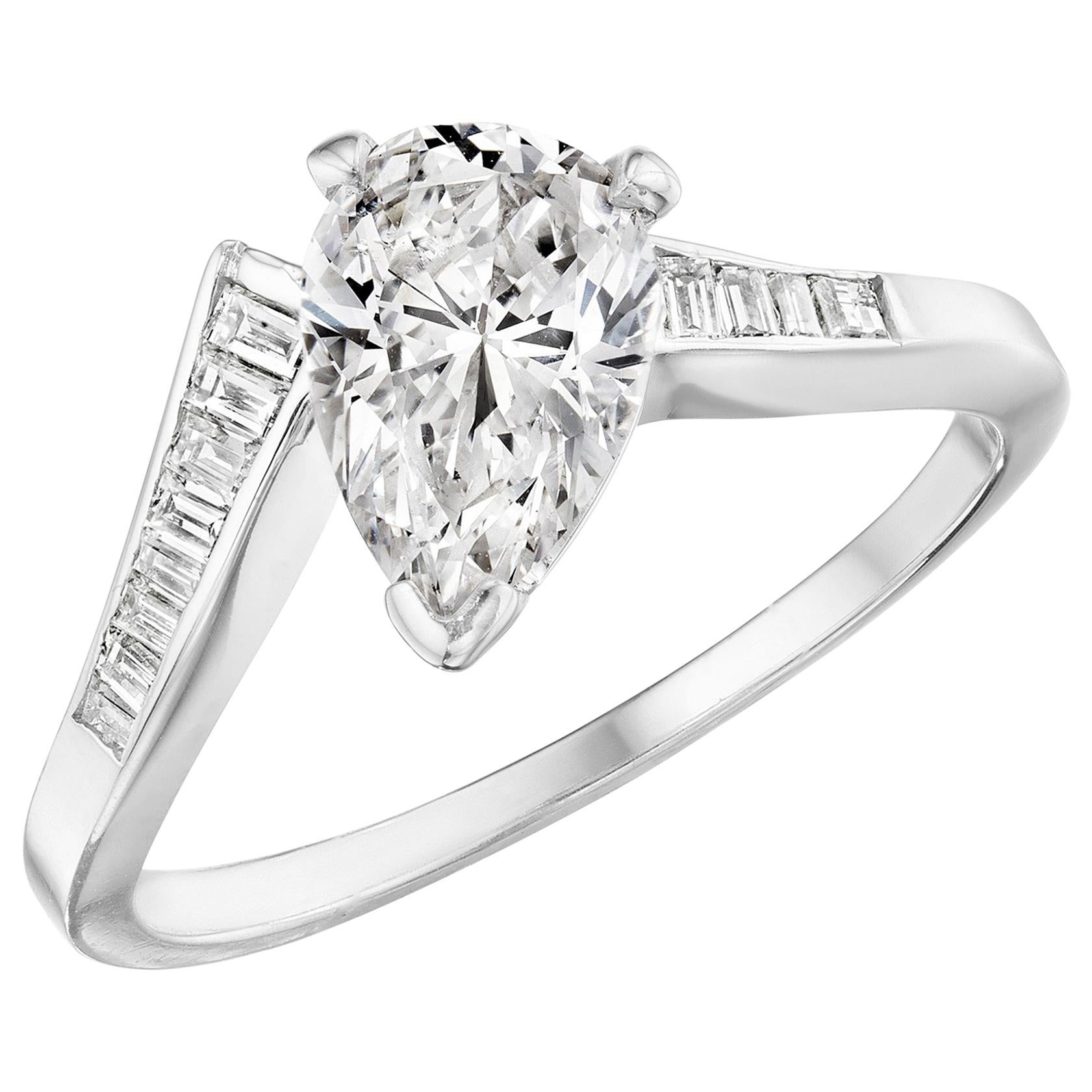 1.09 Carat Pear Diamond Ring with Baguette Side Diamonds in 14 Karat White Gold For Sale