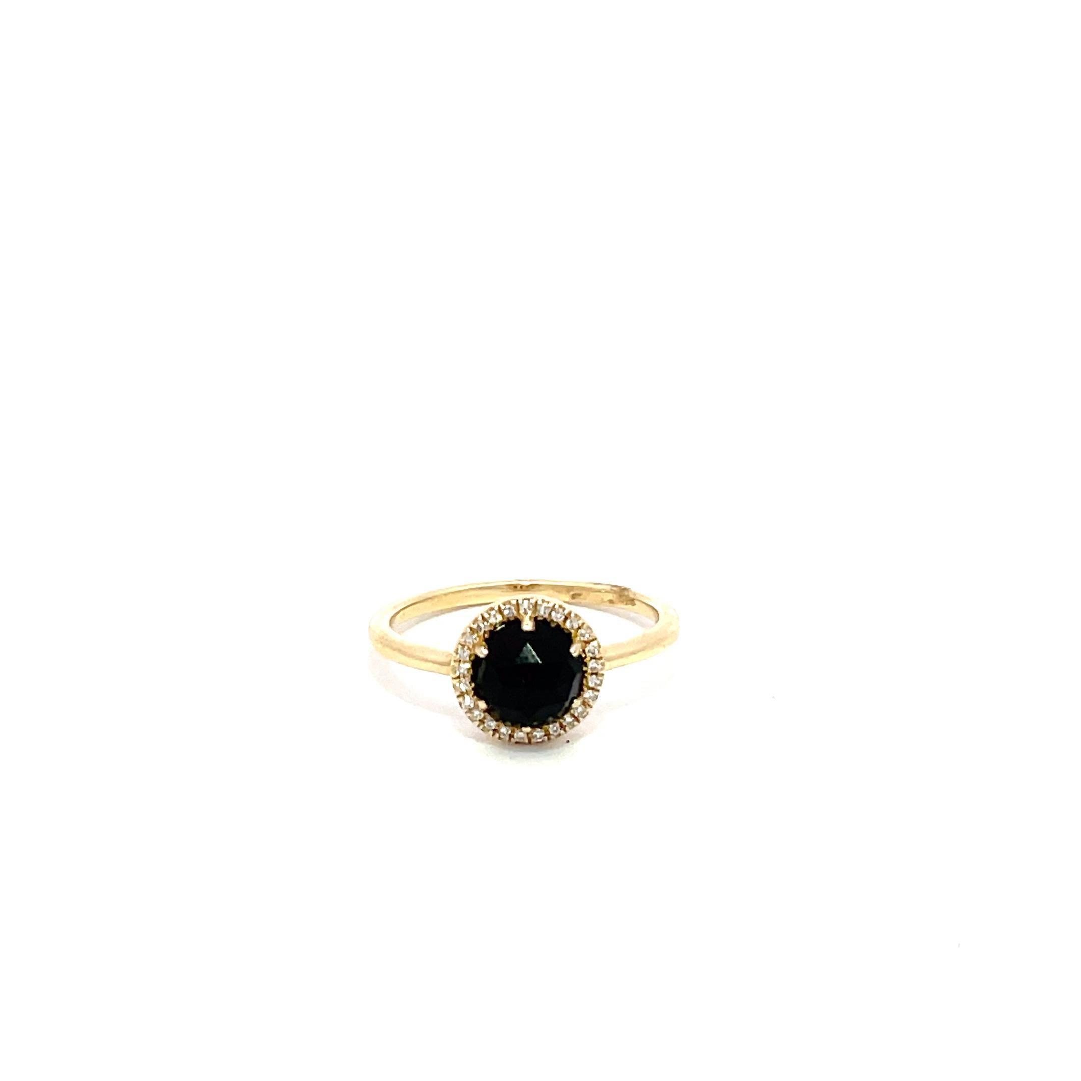1.09 Carat Round Black Onyx & Diamond Yellow Gold Ring For Sale 1