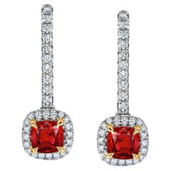 Orecchini a goccia con diamanti e rubini da 1,09 carati