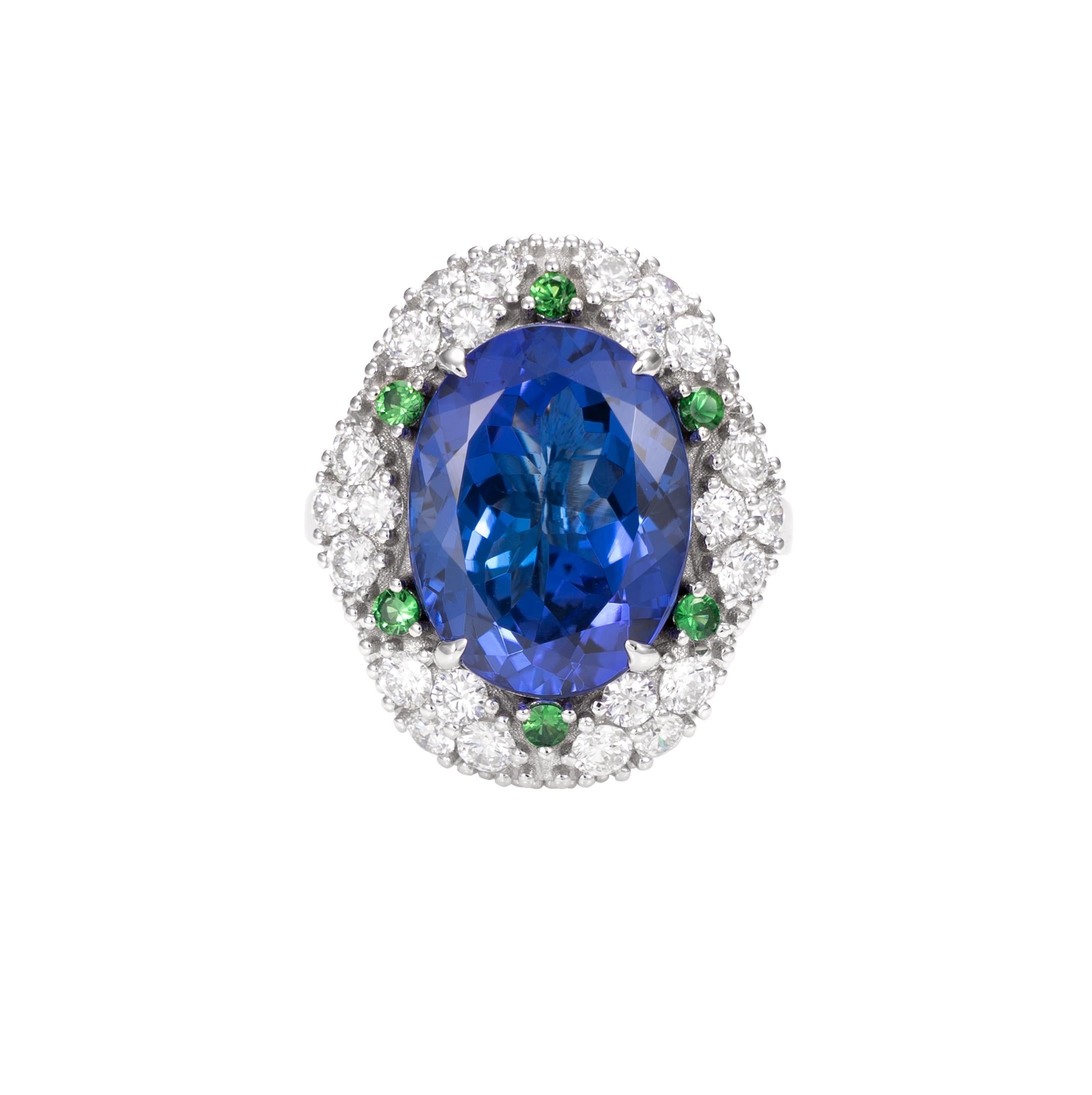 10.9 Carat Tanzanite with Tsavorite & Diamond Ring in 18 Karat White Gold In New Condition For Sale In Hong Kong, HK