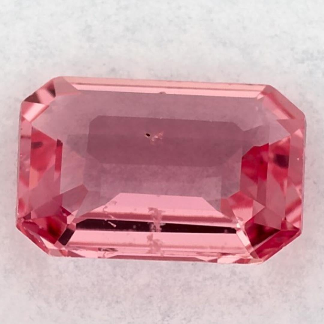 Piedra suelta de zafiro rosa talla octágono de 1.09 qt en Nuevo estado para la venta en Fort Lee, NJ