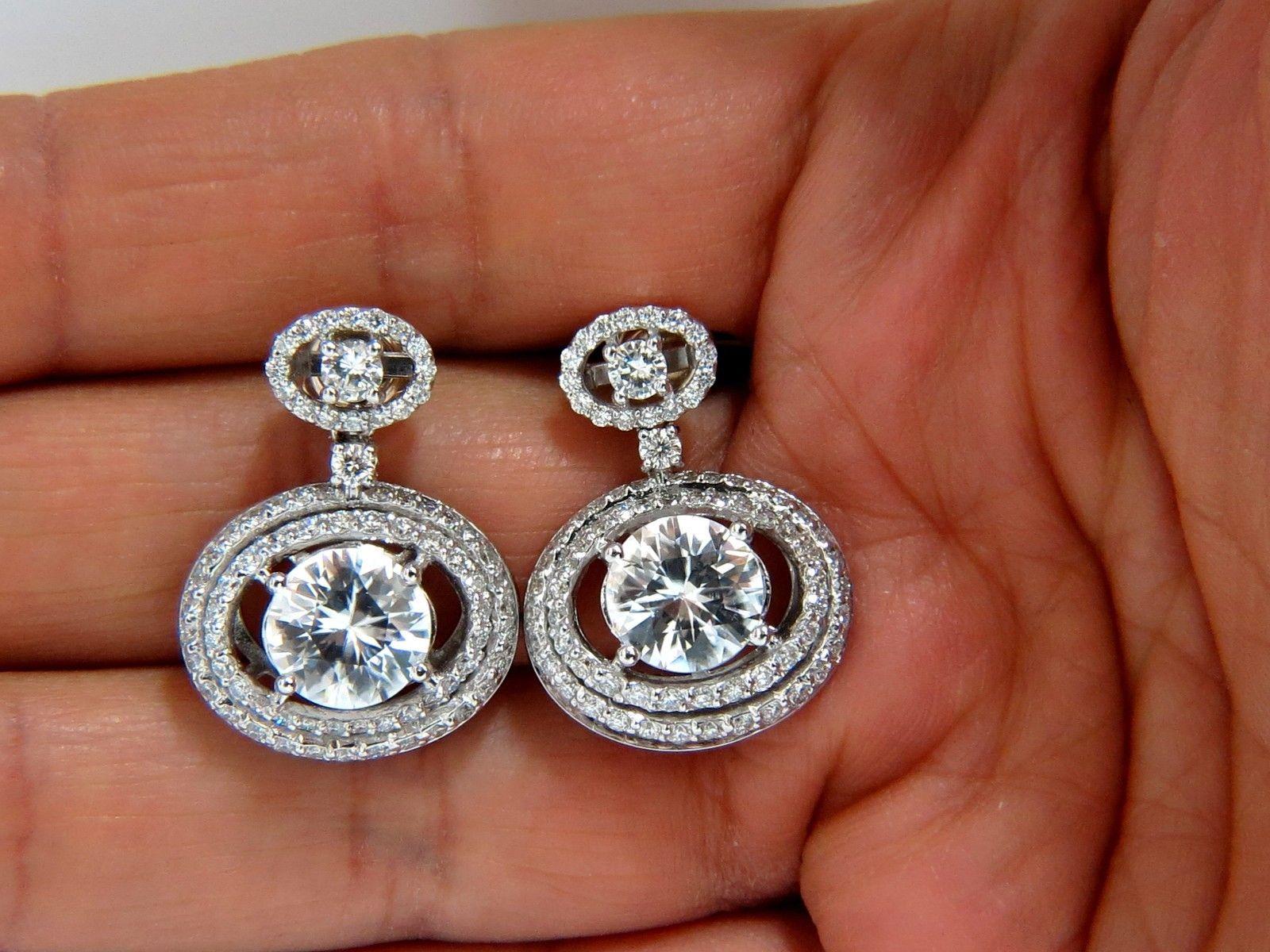 10.90 Carat Natural Zircon Diamonds Dangle Drop Earrings 14 Karat In New Condition For Sale In New York, NY