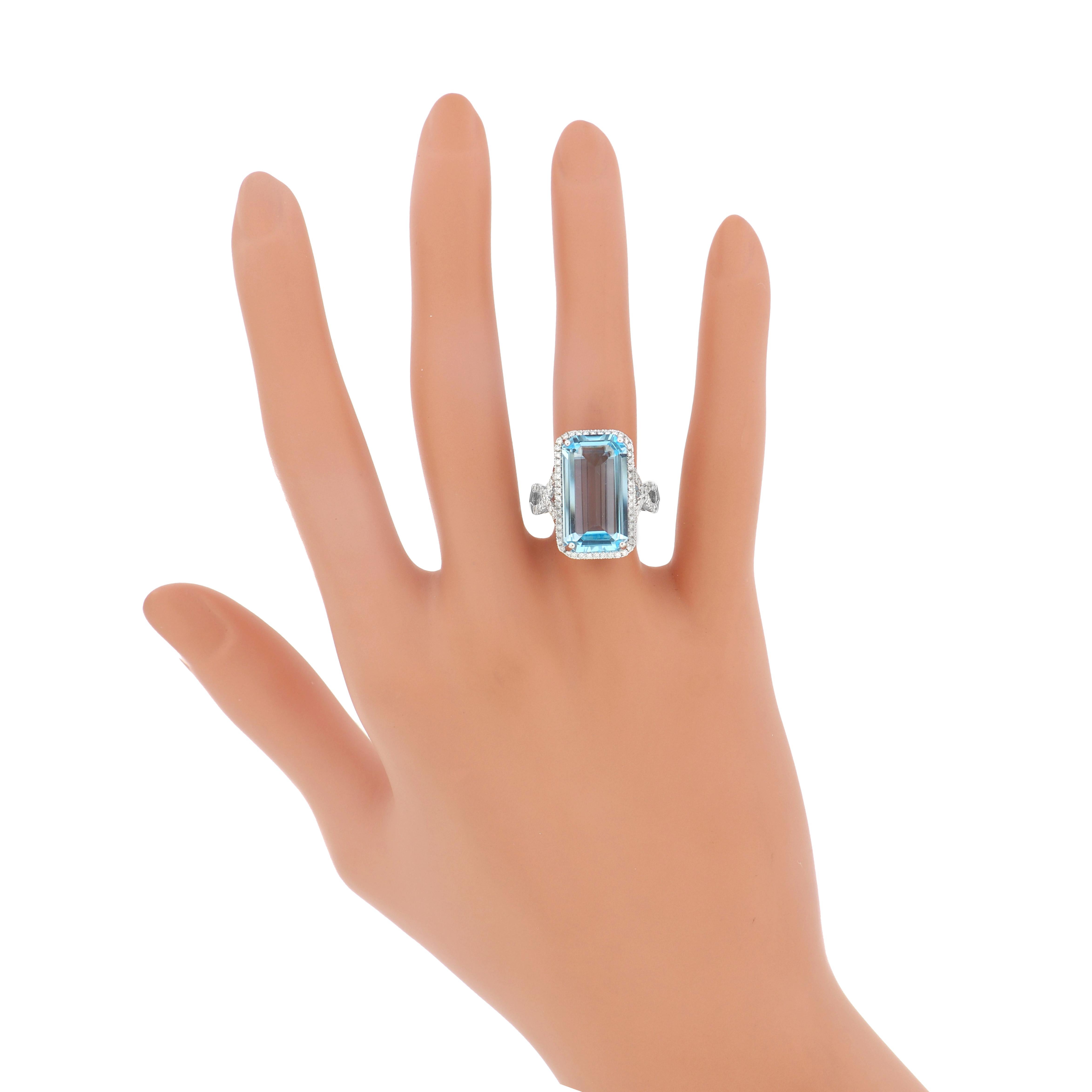 Im Angebot: 10.90CT's Himmelblauer Topas und Diamant in 14k Weißgold Hand-Craft Ring () 11