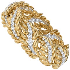 10.95 Carat of Round Brilliant Diamonds in 18 Karat Gold Leaf Design Bracelet