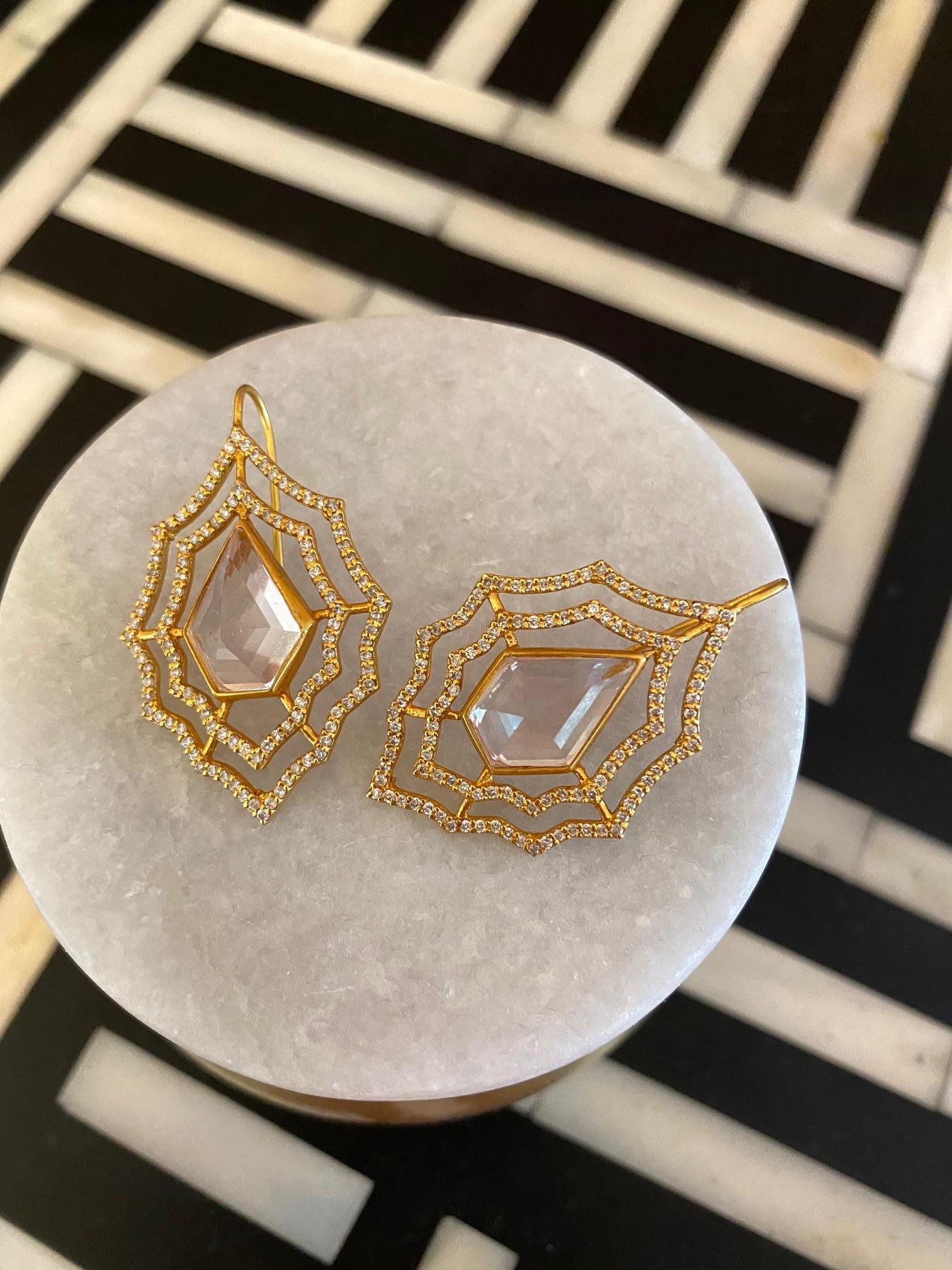 10.96 Carat Kunzite 1.26 Carat Diamond Gold Earrings For Sale 5