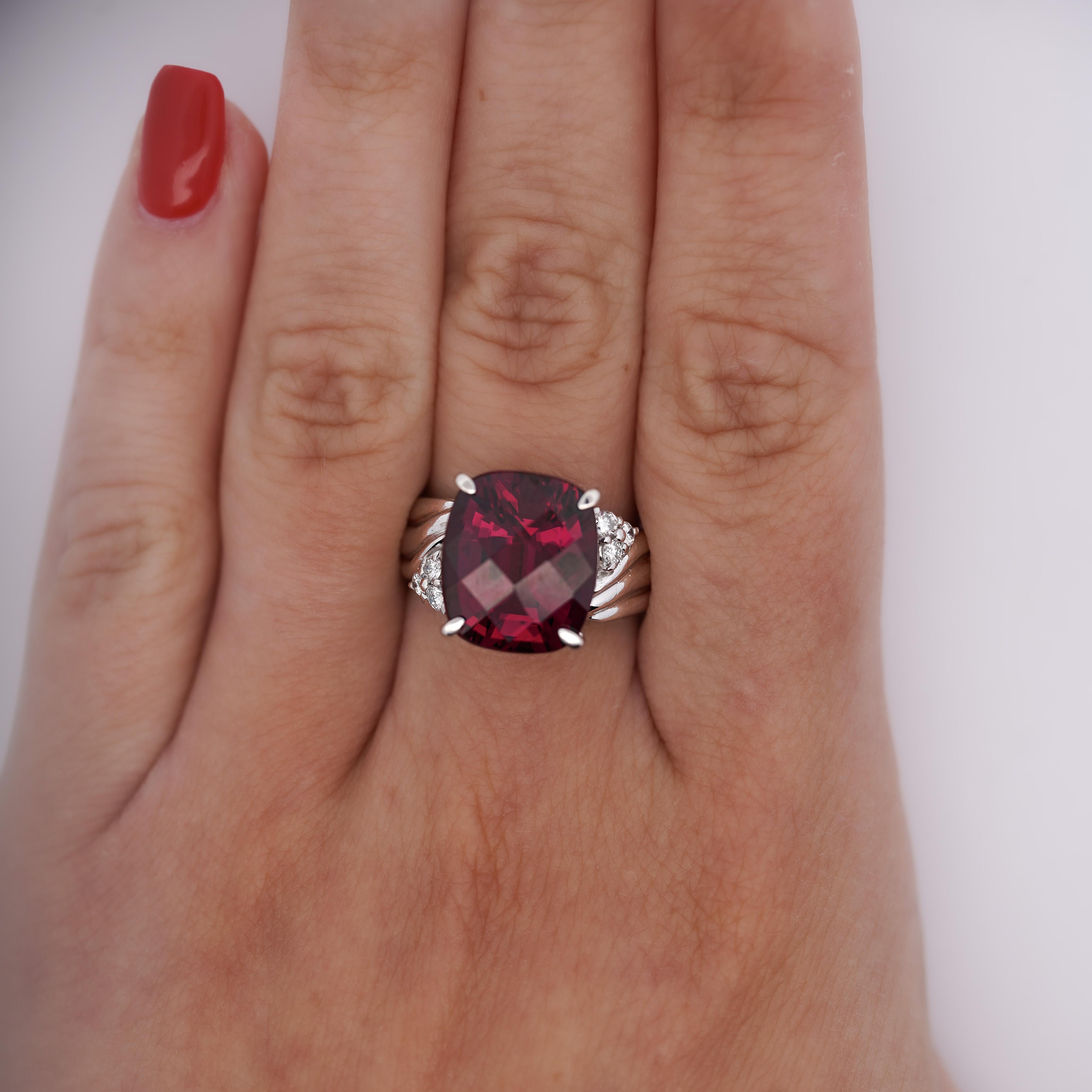10.96 Carat Rubellite Tourmaline and Diamond Accent Platinum Ring In New Condition For Sale In Miami, FL