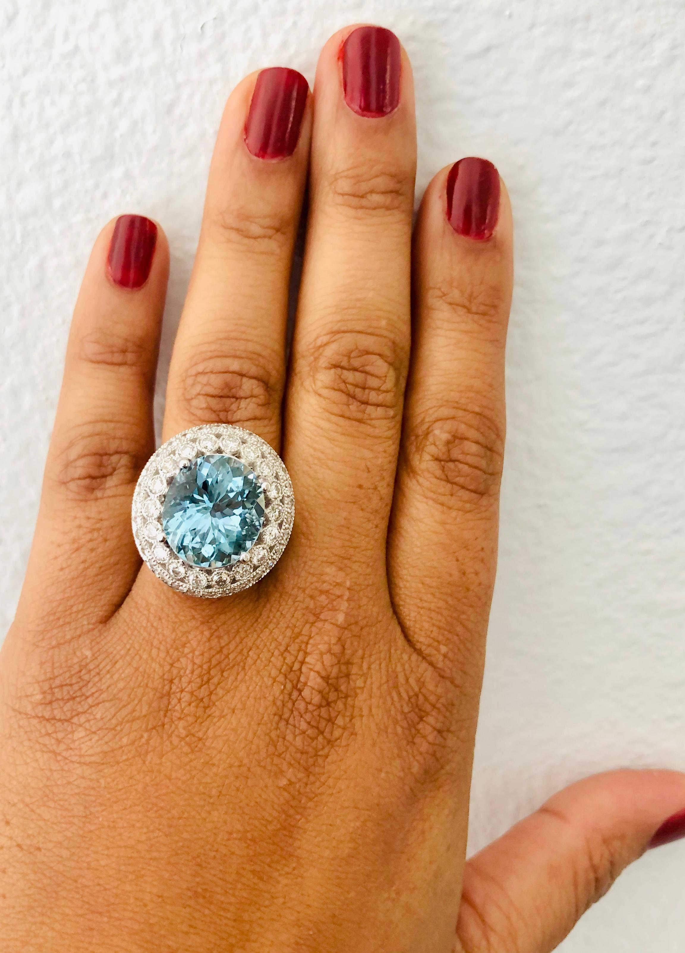 10.97 Carat Aquamarine Diamond White Gold Cocktail Ring In New Condition For Sale In Los Angeles, CA