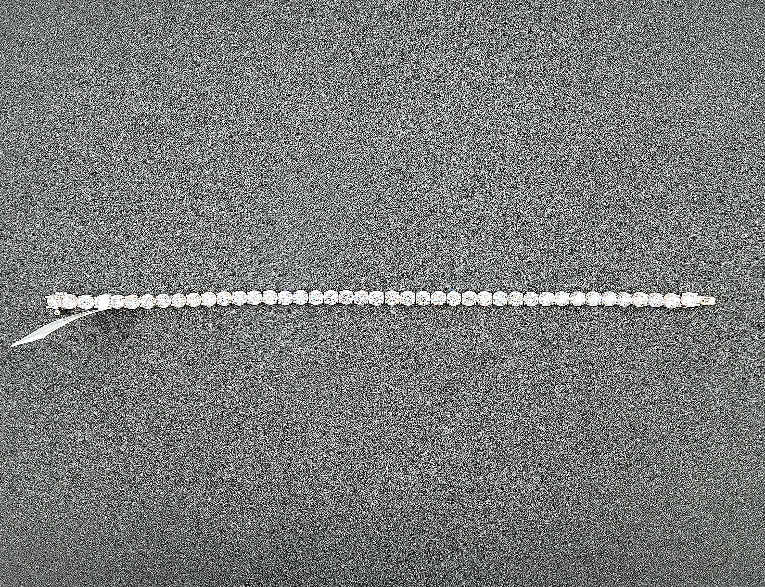 Bracciale tennis con diamanti da 10.98 carati 1