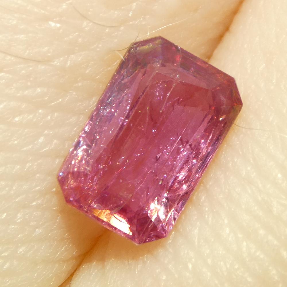 1,09ct Pinker Saphir im Achteck-/Smaragdschliff aus Tansania im Angebot 1