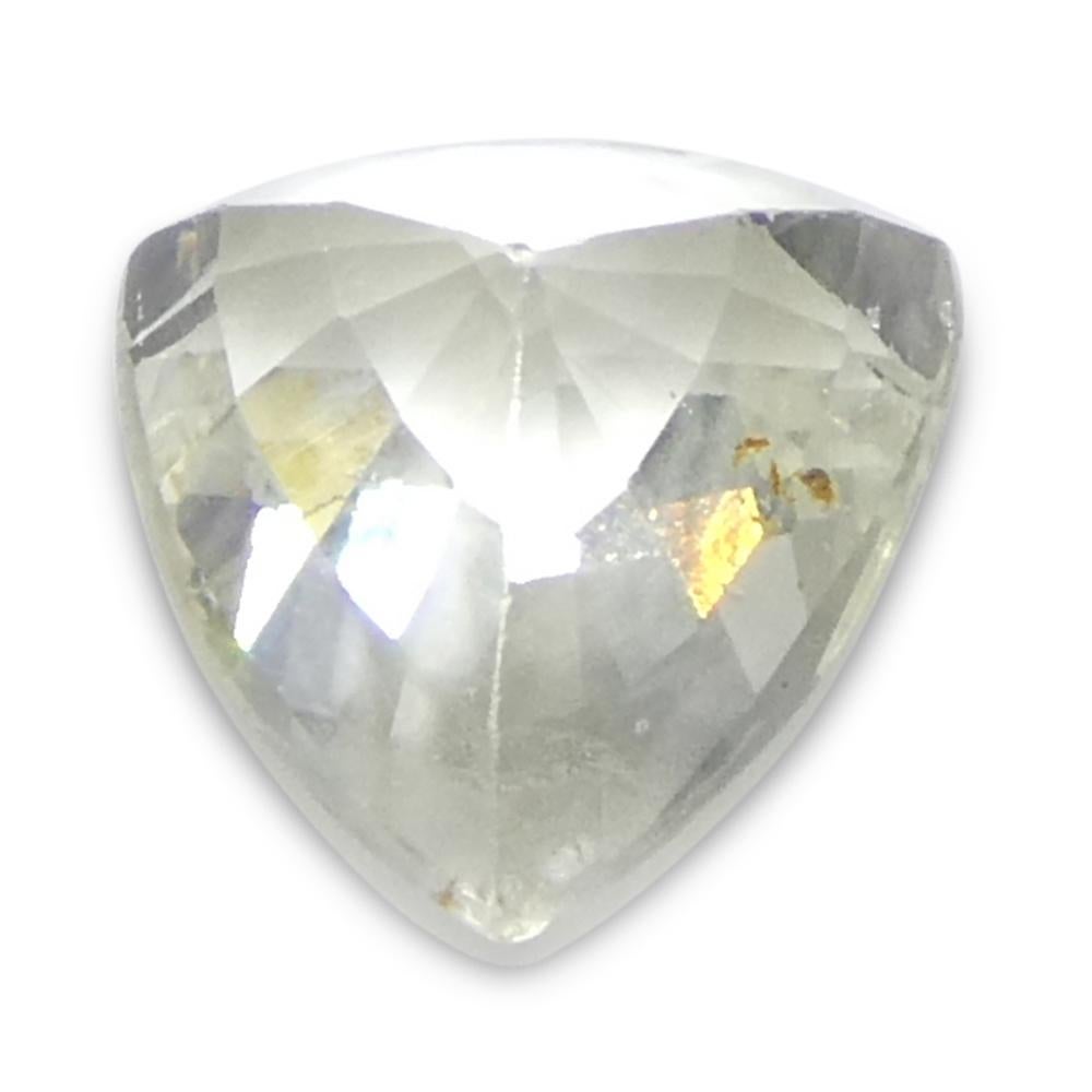 Zaffiro bianco trilione da 1,09ct della Tanzania, non riscaldato in vendita 6