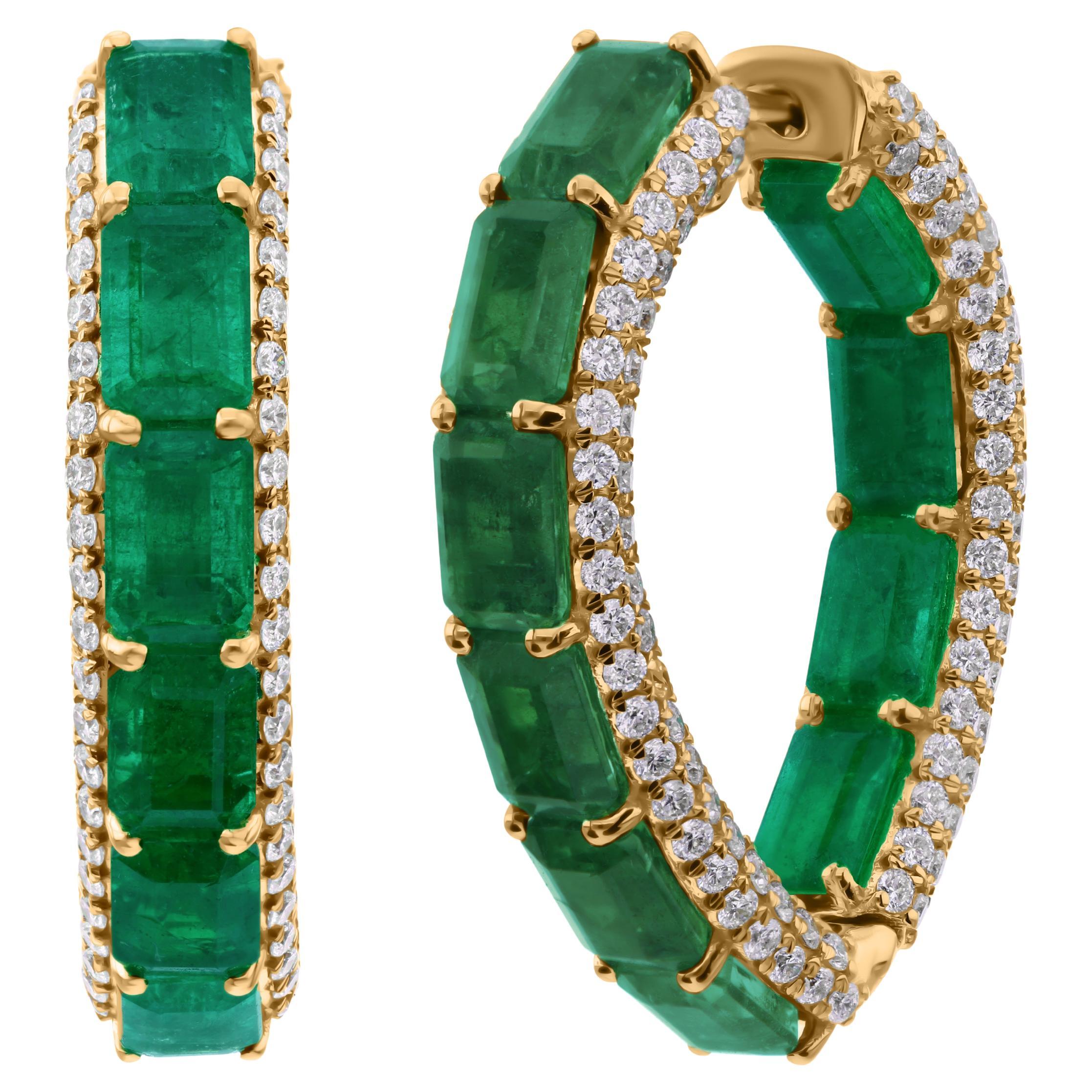 10.9ctw Zambian Emerald 3.06ctw Diamond Pear Shape Hoop Earrings 18k Yellow Gold en vente