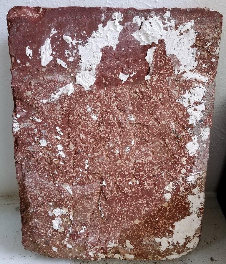 Sculpté Relief en grès rouge 10C d'un couple de Mithuna en vente