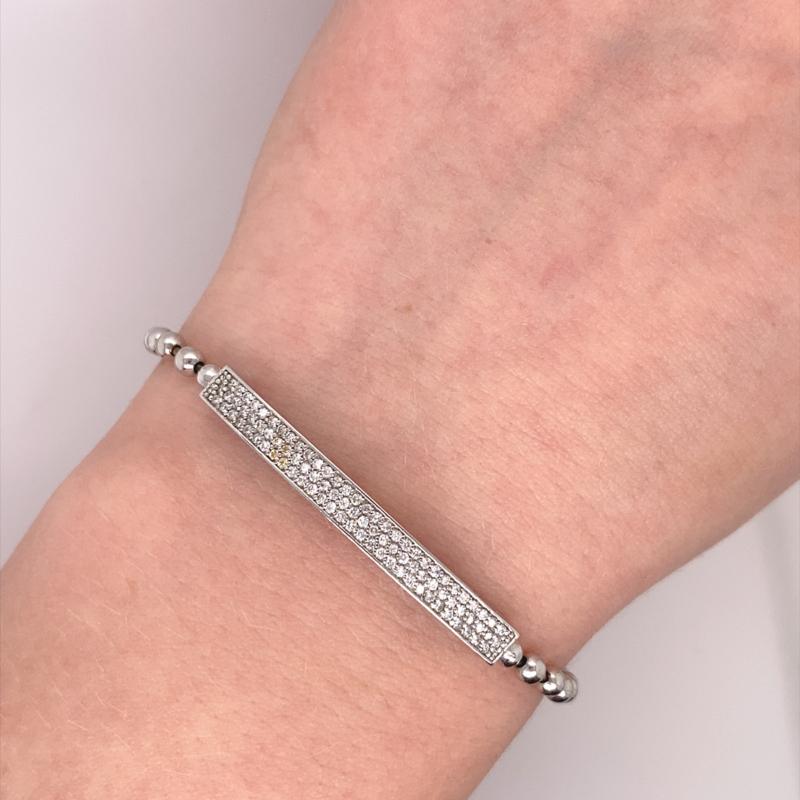 1.0ct 3 Row Diamond Bracelet set with 130 Diamonds in 18ct White Gold In New Condition For Sale In London, GB