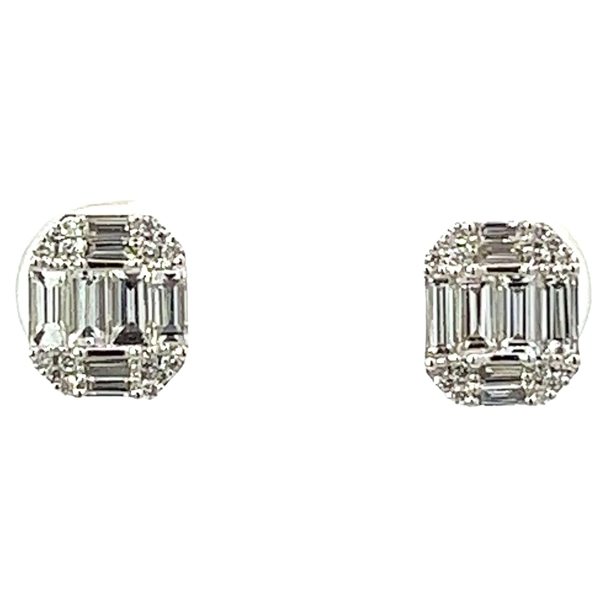 1.0CT Baguette &  Round Diamond Shape 18KW Gold Setting Earrings For Sale