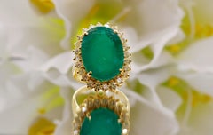10ct Emerald diamond cocktail Ring in 18k Gold