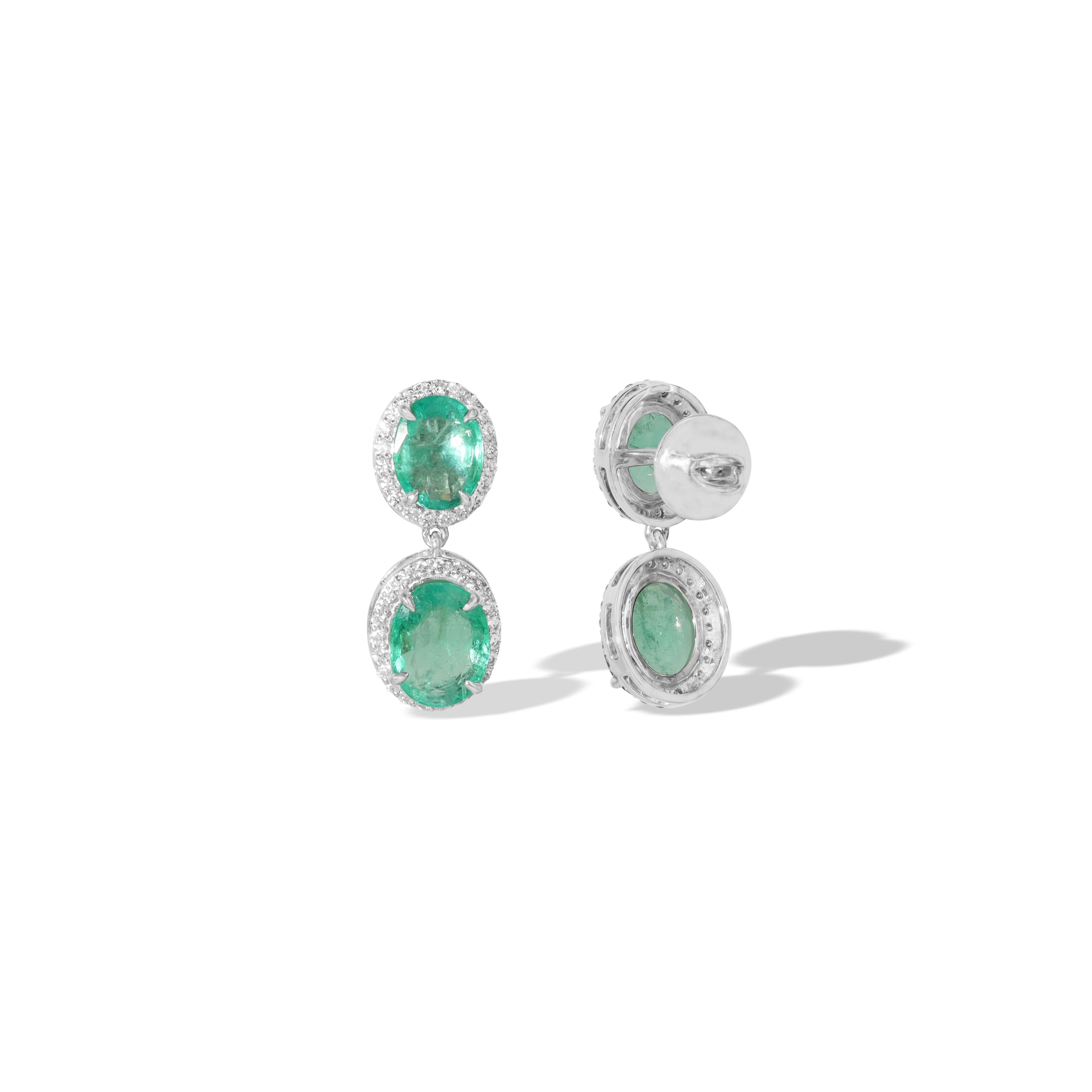 Art Deco 10ct Exceptional Natural Oval Emerald Dangle Earrings Halo Diamond in 18k gold For Sale