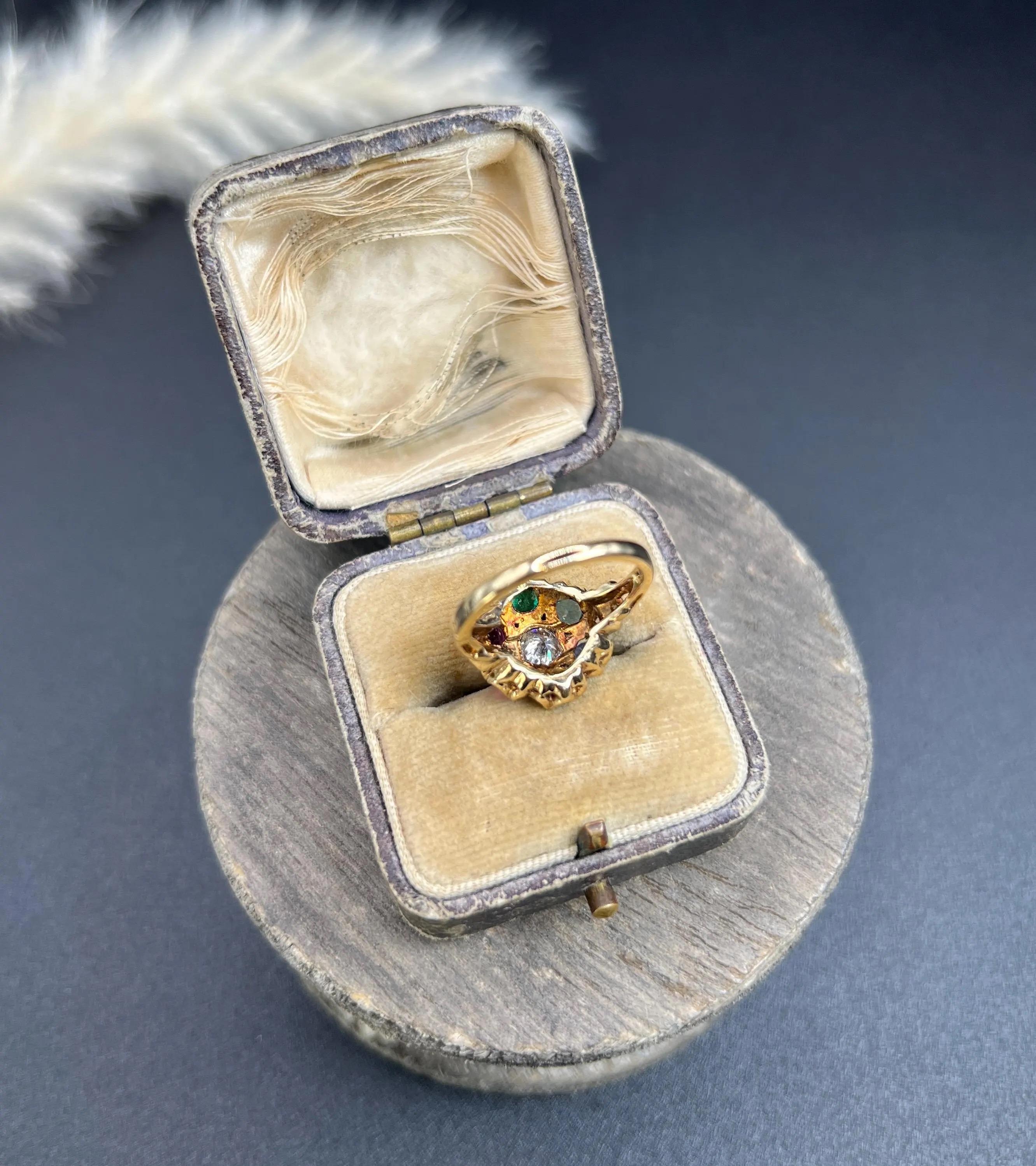 Bague en or 10ct diamant des années 1970 émeraude, améthyste, rubis, saphir et topaze en vente 4