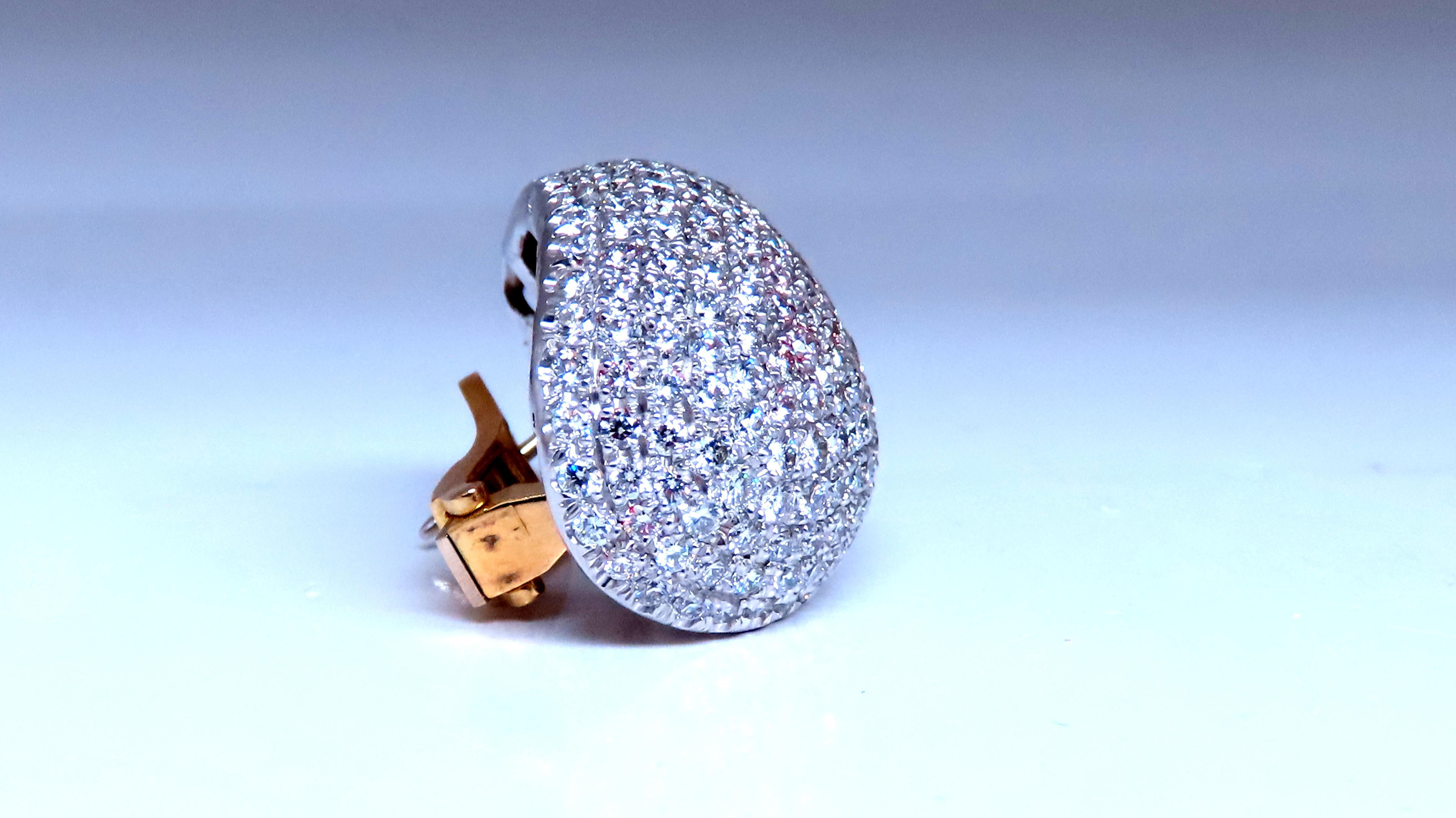 Magnificent Prime

10ct Natürliche Runde Diamanten Clip-Ohrringe
Französische Bombe Oval mit erhabenem Puff 

Französisch Pave Micro Bead Set von Hand 

F-G Farbe / Vs-1 Klarheit

1,1 Zoll lang
.84 Zoll breit
.53 Zoll Tiefe

18kt. Weißgold & 18kt.