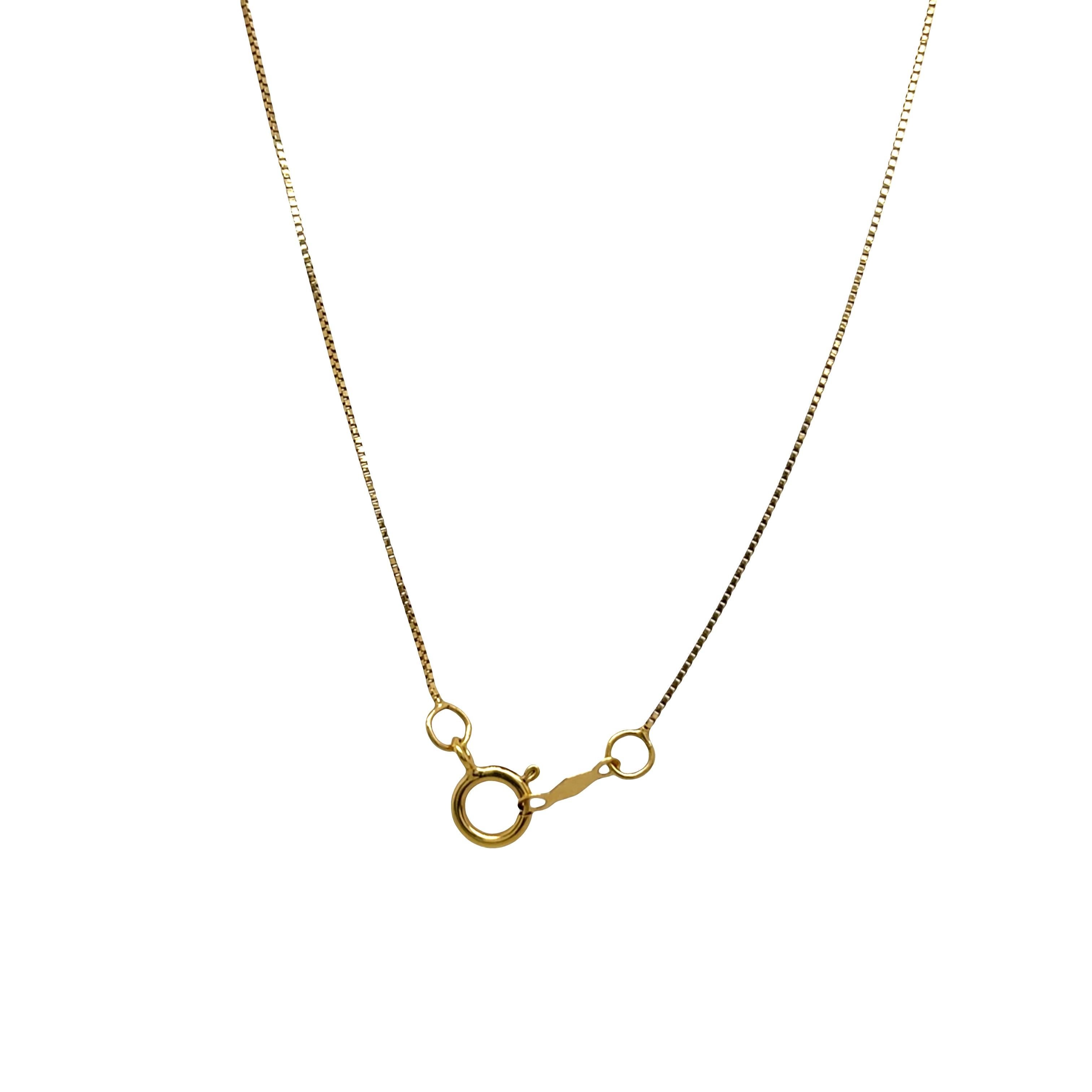 Taille ronde Pendentif croix en or jaune 10ct serti de diamants avec 0,70ct de diamants ronds en vente