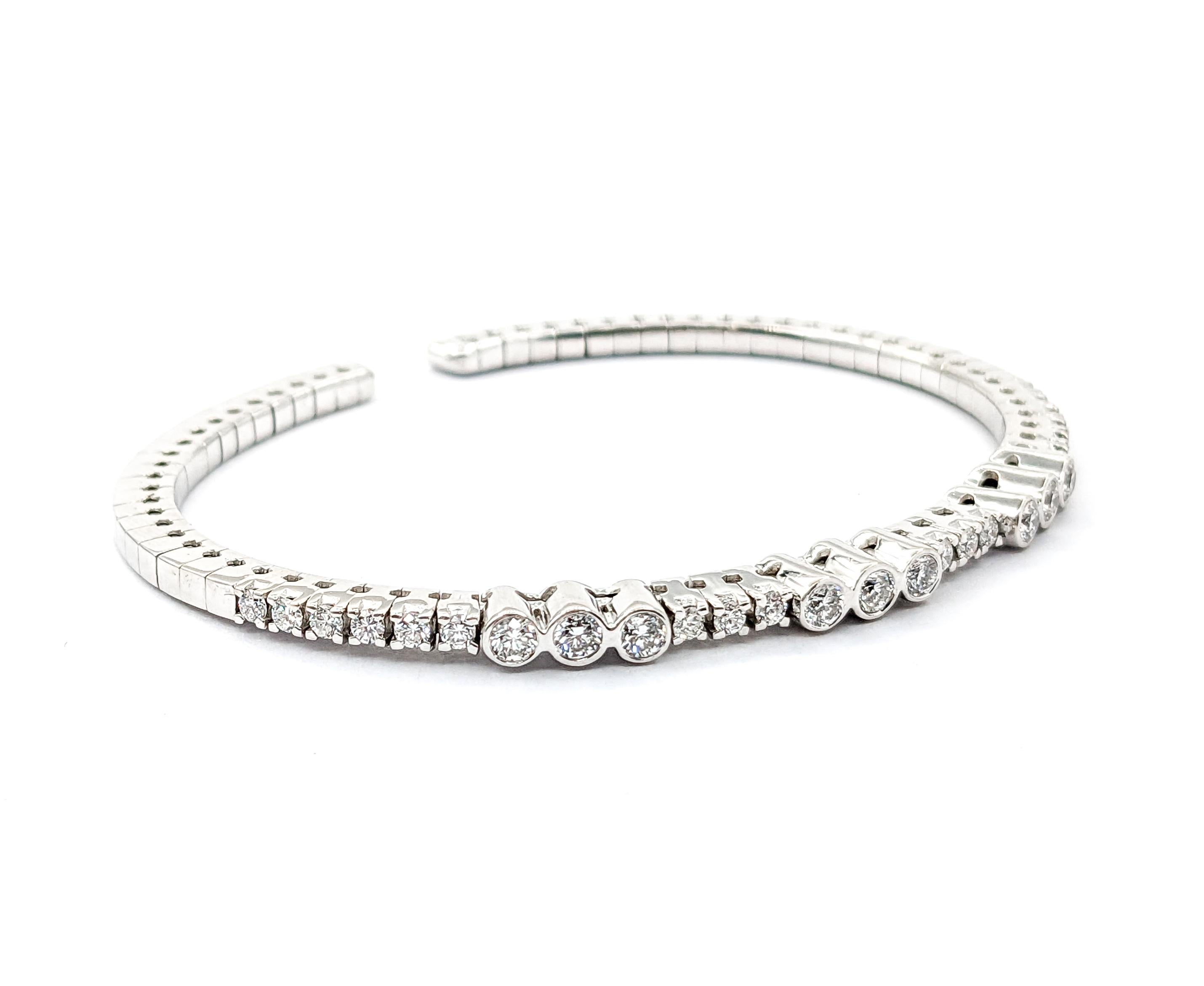 1.0ctw Diamond Flexible Bangle Bracelet In White Gold

This stunning Flexible Bangle Bracelet is beautifully crafted in 18kt white gold, featuring a total of 1.00ctw of round diamonds. These diamonds are of VS clarity, displaying near colorless