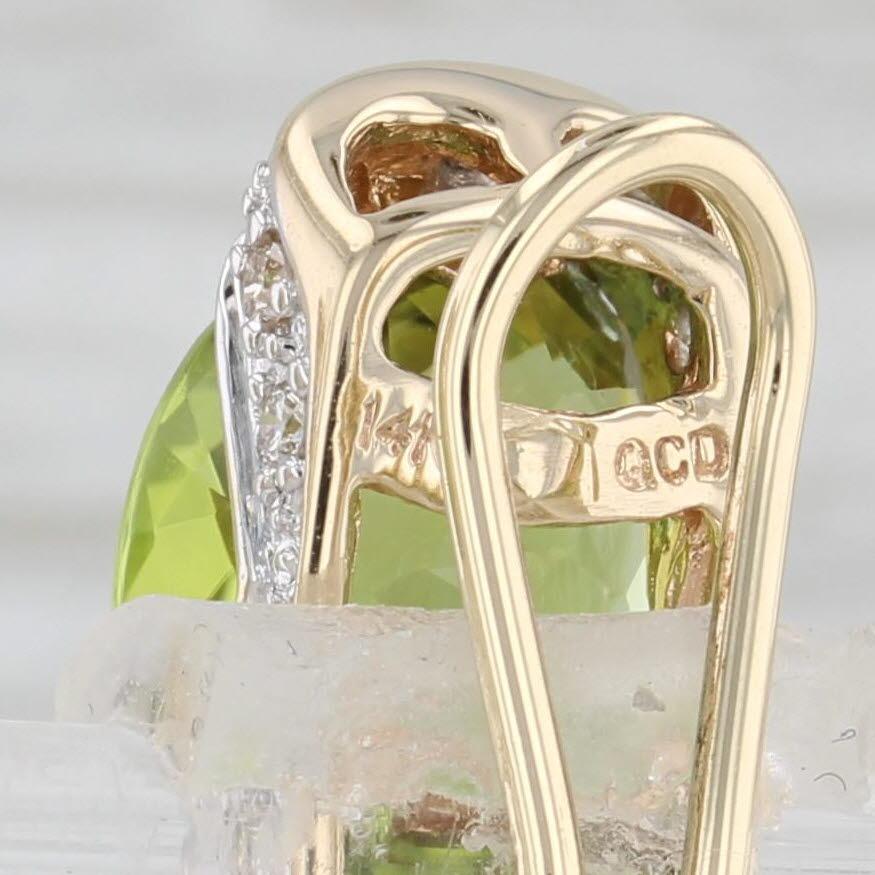 Informazioni sulla gemma:
- Peridoti naturali -
Carati totali - 9,80ctw
Taglio - Scacchiera ovale
Colore - Greene & Greene chiaro

- Diamanti naturali -
Carati totali - 0,20ctw
Taglio - Brillante rotondo
Colore - I+I - K.
Chiarezza - VS2 -