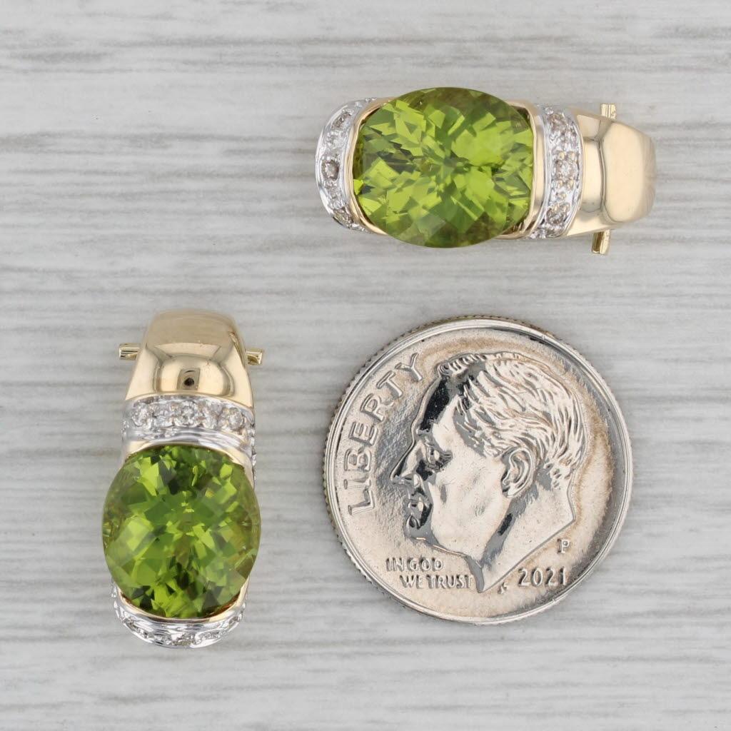 Orecchini a goccia con diamante peridoto da 10 ct. in oro giallo 14k Clip ON Drops Omega Backs in vendita 1