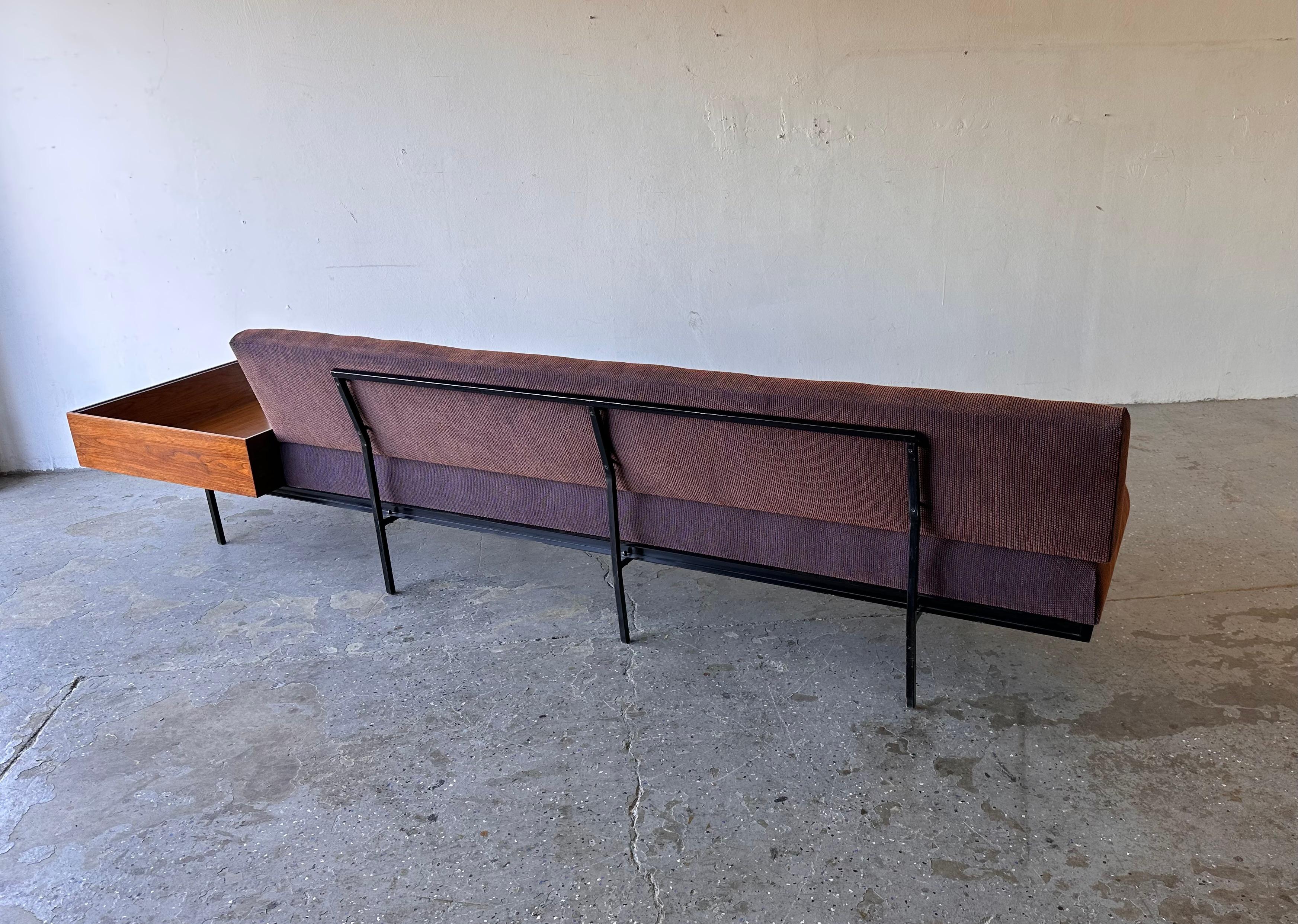 10ft Vintage Mid-Century Sofa/End Table Combination Designed by Florence Knoll For Sale 12